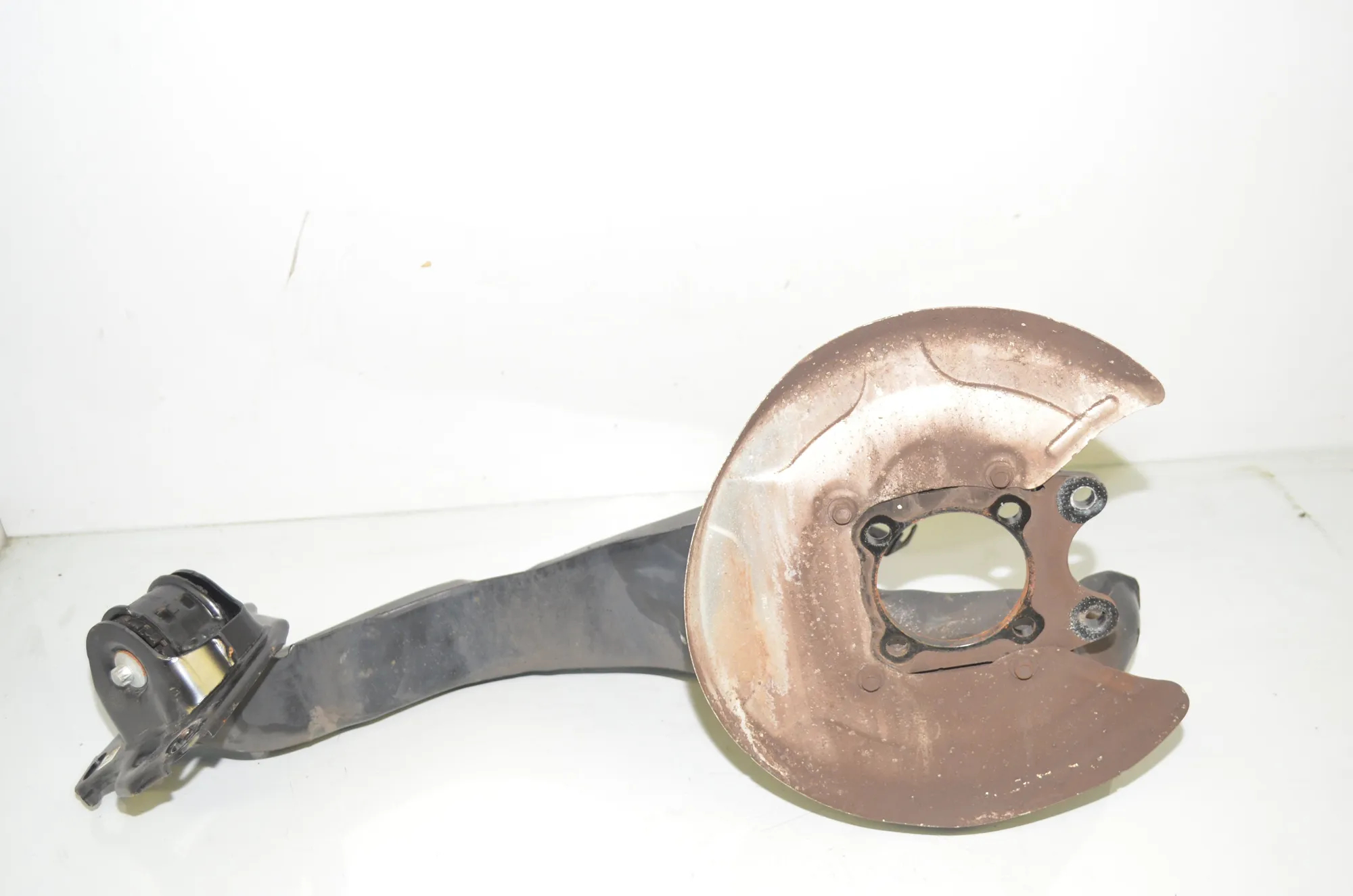 Rear Right Wheel Hub – OEM 8842880 · BMW 1 (F40) (2019 - -) (F40)118d 2021