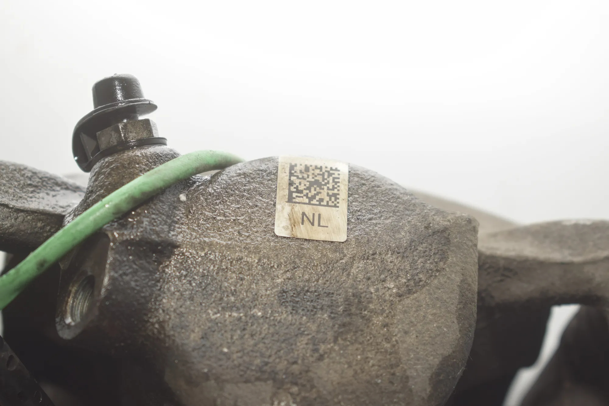 Front Left Brake Caliper – OEM 6860265 · BMW 1 (F40) (2019 - -) (F40)118d 2021 – 5