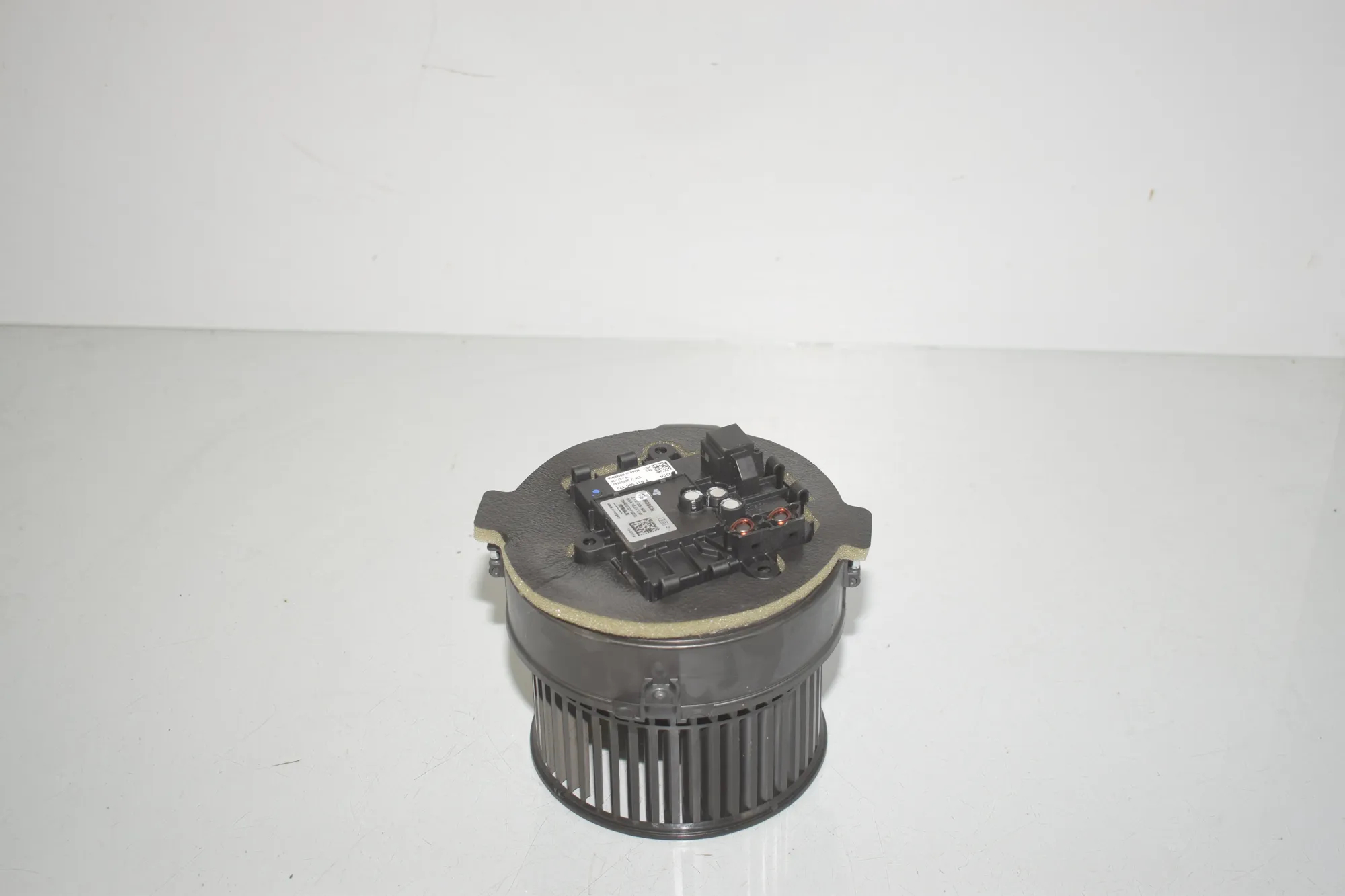 Heater Blower Fan – OEM 6836881 · BMW 5 (G30) (2016 - -) 530 e iPerformance 2019 – 5