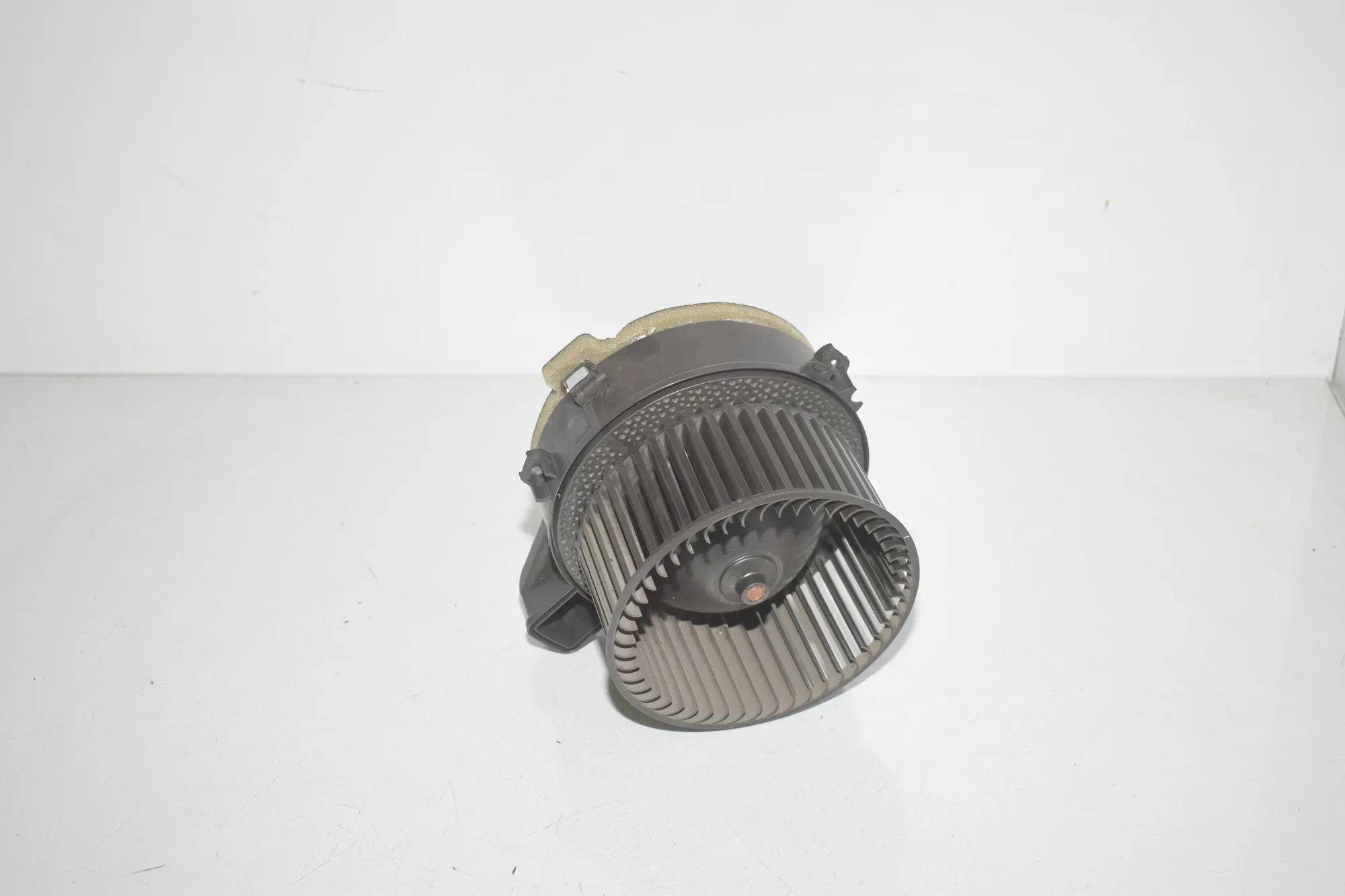Heater Blower Fan – OEM 6836881 · BMW 5 (G30) (2016 - -) 530 e iPerformance 2019 – 6