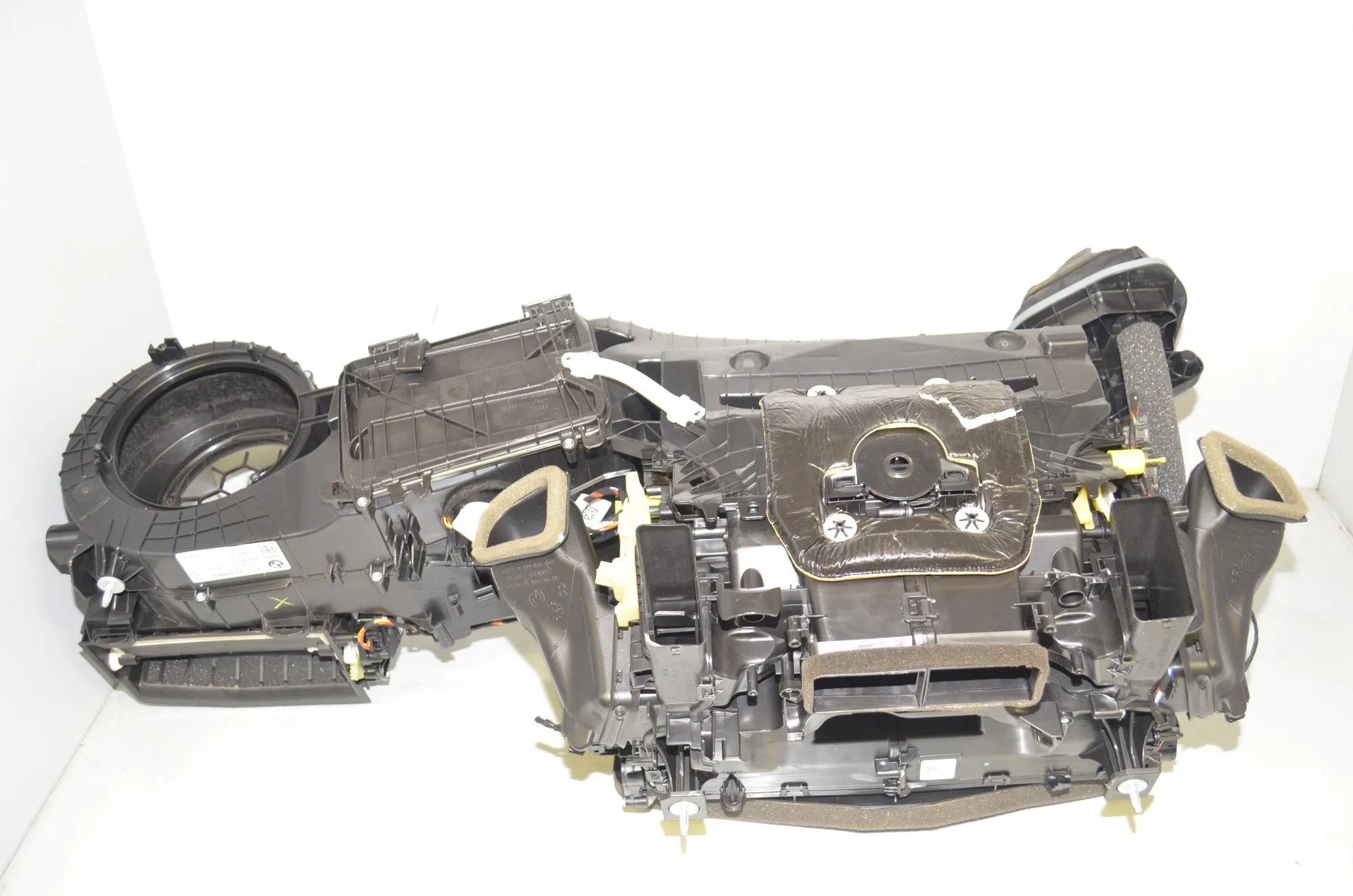 Interior Heater – OEM 9299693 · BMW 5 (G30) (2016 - -) 530 e iPerformance 2019