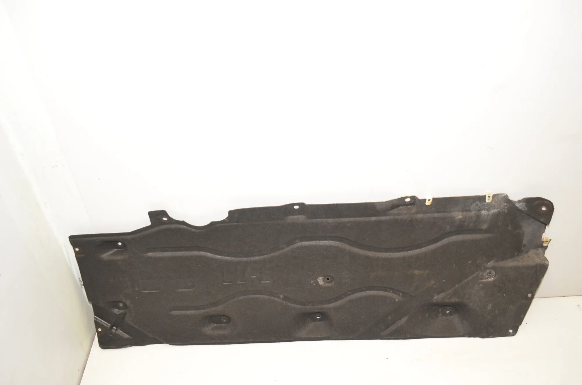 Left Side Underbody Cover – OEM 7290803 · BMW X1 (F48) xDrive 25 i 2020