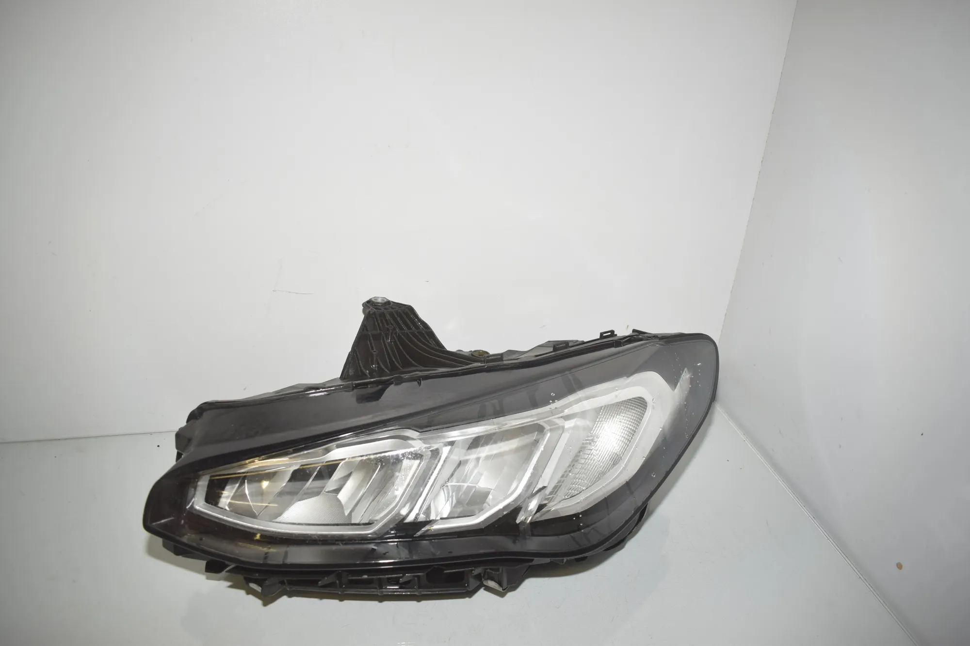Front Left Headlight – OEM 5A42243 · BMW 2 Active Tourer (U06) (2021 - -) 218i 2023 – 2