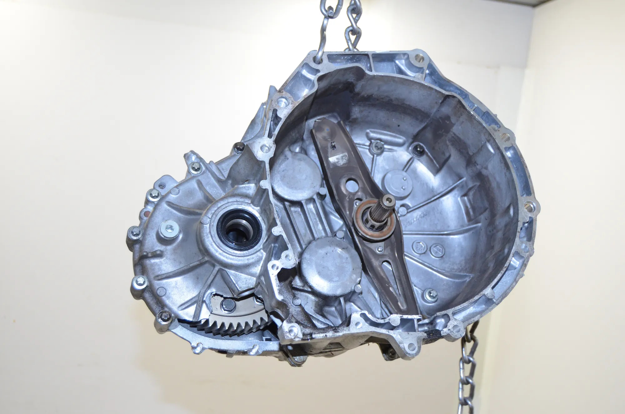 Gearbox – OEM GS6-59WG · BMW 1 (F40) (2019 - -) (F40)118d 2022 – 3