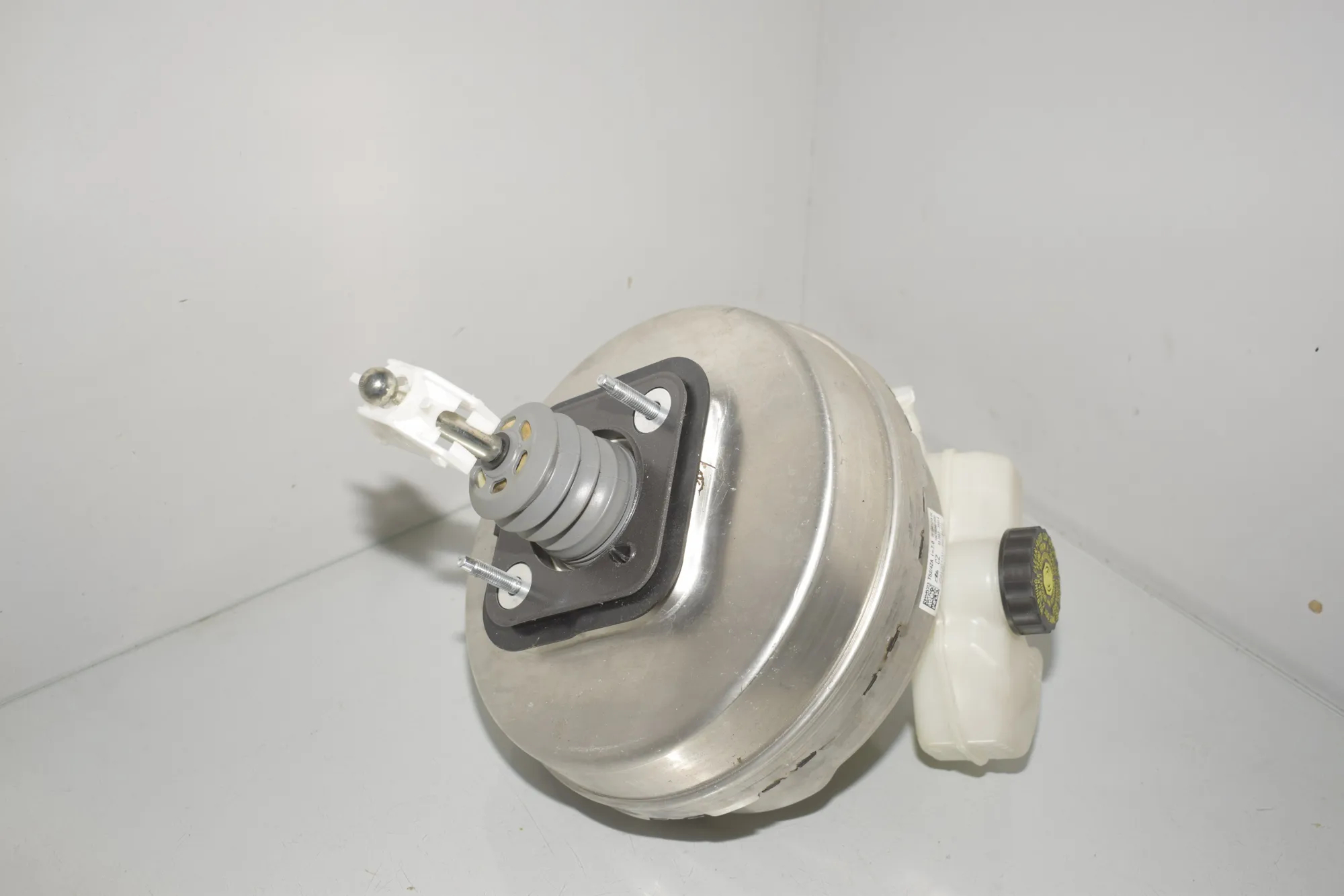 Brake Servo Booster – OEM 6861215 · BMW 5 (G30) (2016 - -) 530 e iPerformance 2019 – 5