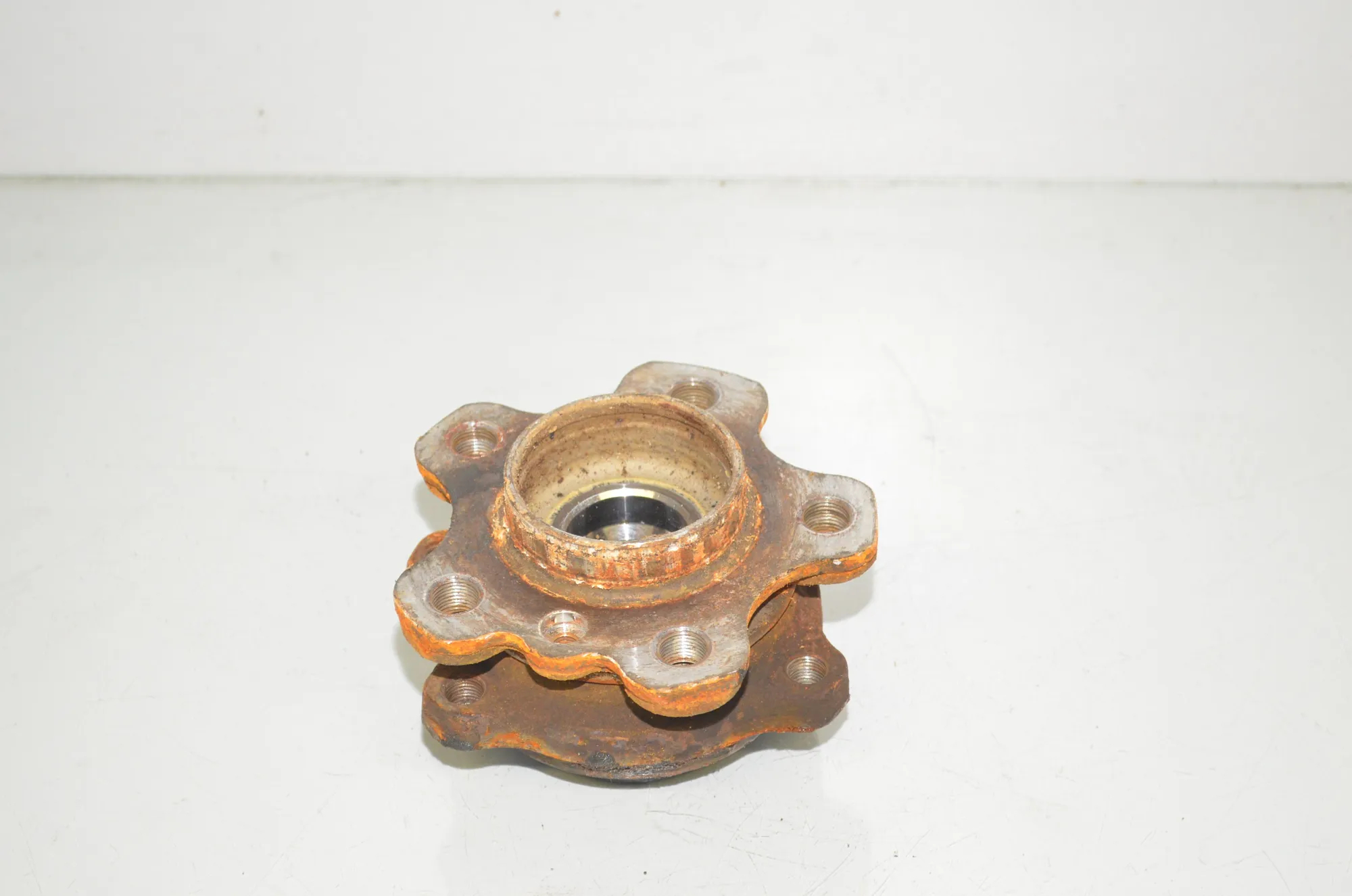 Rear Left Wheel Bearing – OEM 6899175 · BMW 5 (G30) (2016 - -) 530 e iPerformance 2019 – 2