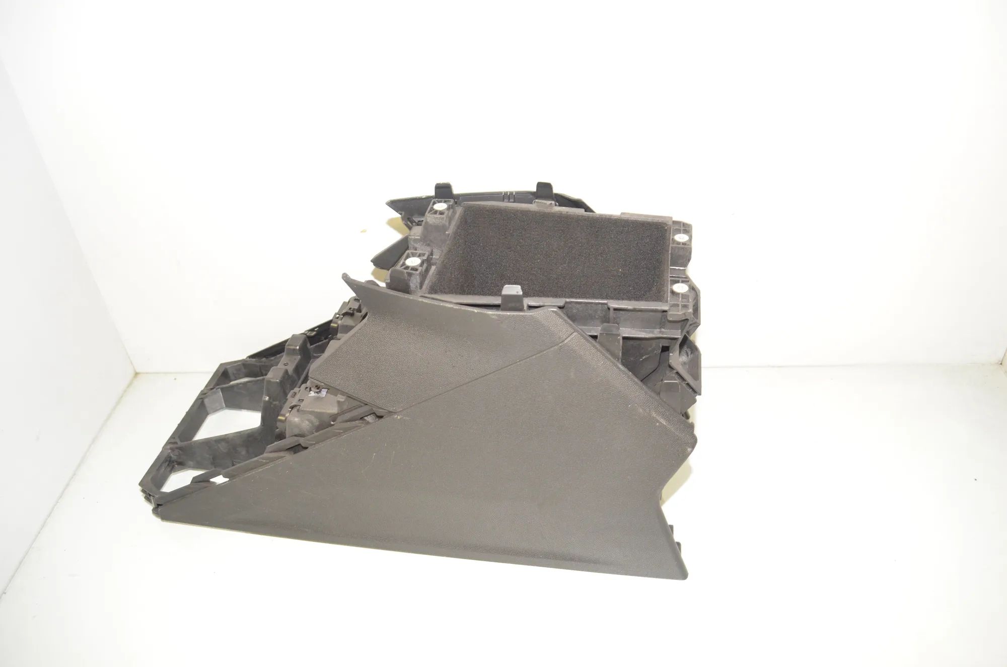 Center Console – OEM 9490613 · BMW iX (I20) (2021 - -) xDrive 40 2021 – 3