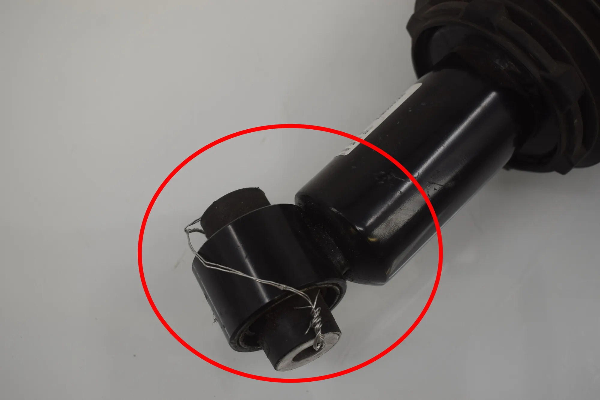 Rear Left Shock Absorber – OEM 5A5BE15 · BMW i4 (G26) BMW i4 (G26) eDrive35 2023 – 6