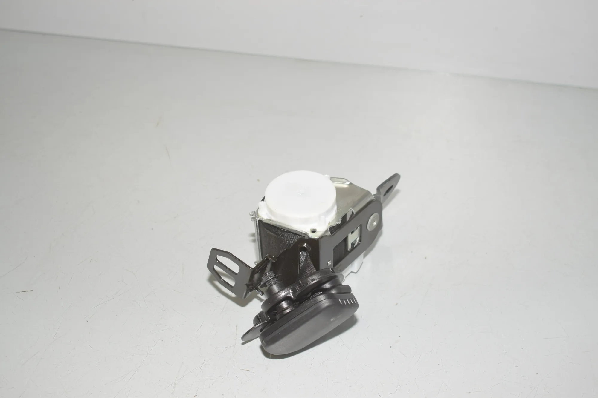 Rear Middle Seatbelt – OEM 7469270 · BMW X1 (F48) xDrive 25 i 2020 – 2