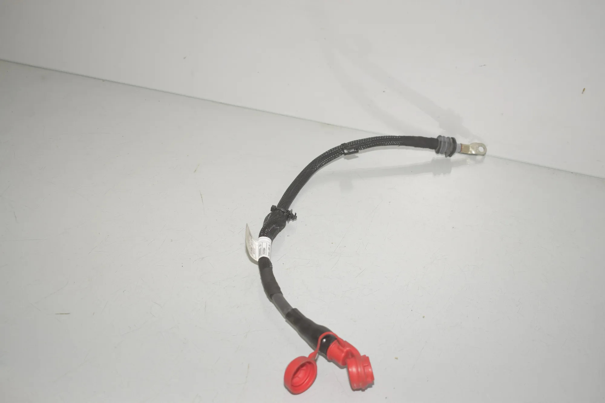 Positive Battery Cable – OEM 9355555 · BMW 5 (G30) (2016 - -) 530 e iPerformance 2019 – 3