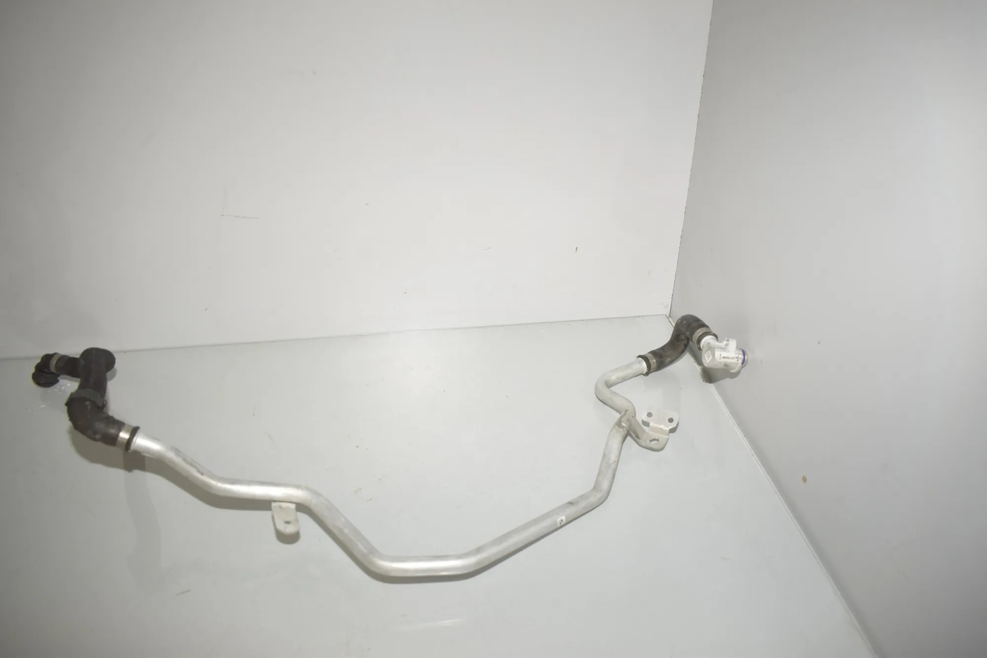 A/C Air Con Hose Pipe – OEM 92100466 · BMW 5 (G30) (2016 - -) 530 e iPerformance 2019 – 3