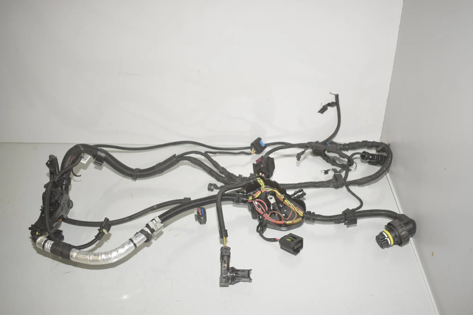 Engine Cable Harness – OEM 9897171 · BMW 5 (G30) (2016 - -) 530 e iPerformance 2019