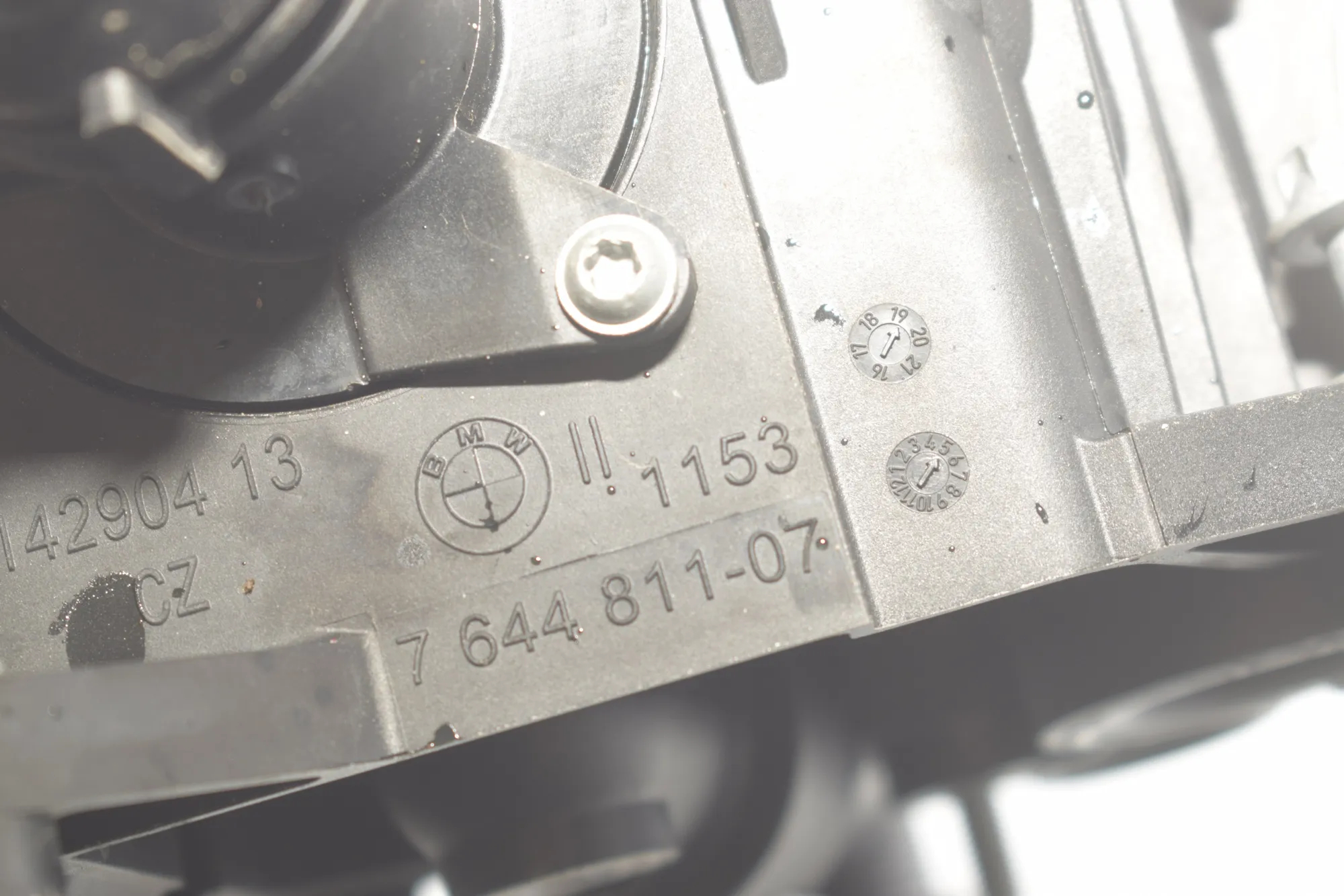 Water Pump – OEM 7644810 · BMW 5 (G30) (2016 - -) 530 e iPerformance 2019 – 4