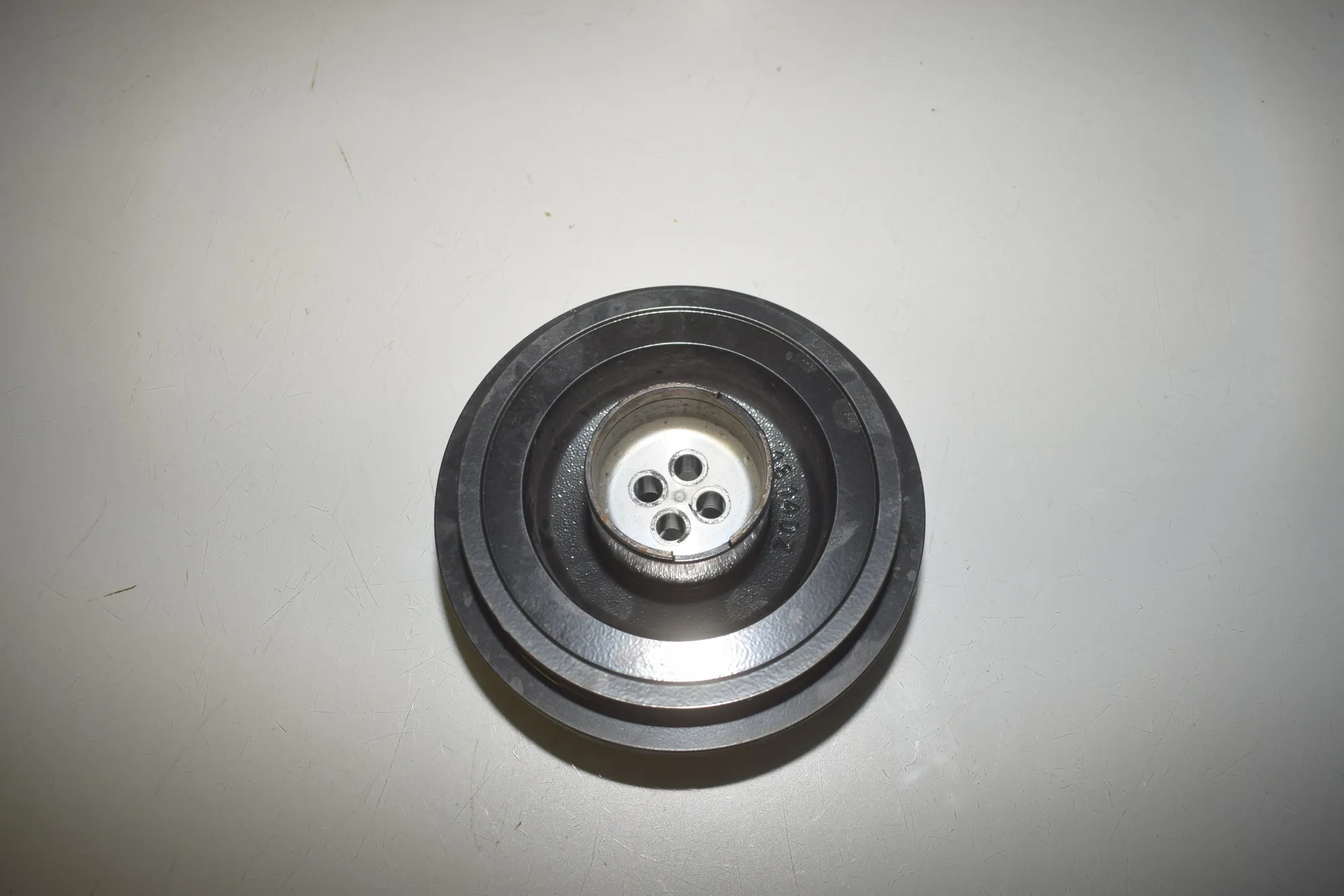 Crankshaft Pulley – OEM 7934465 · BMW 5 (G30) (2016 - -) 530 e iPerformance 2019 – 4