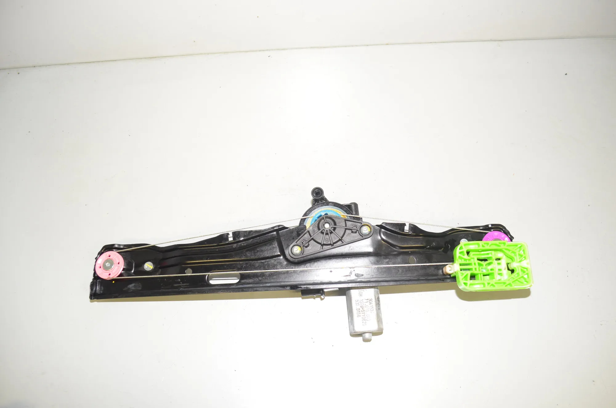 Rear Left Door Window Regulator – OEM 7463491 · BMW X1 (F48) xDrive 25 i 2020 – 3