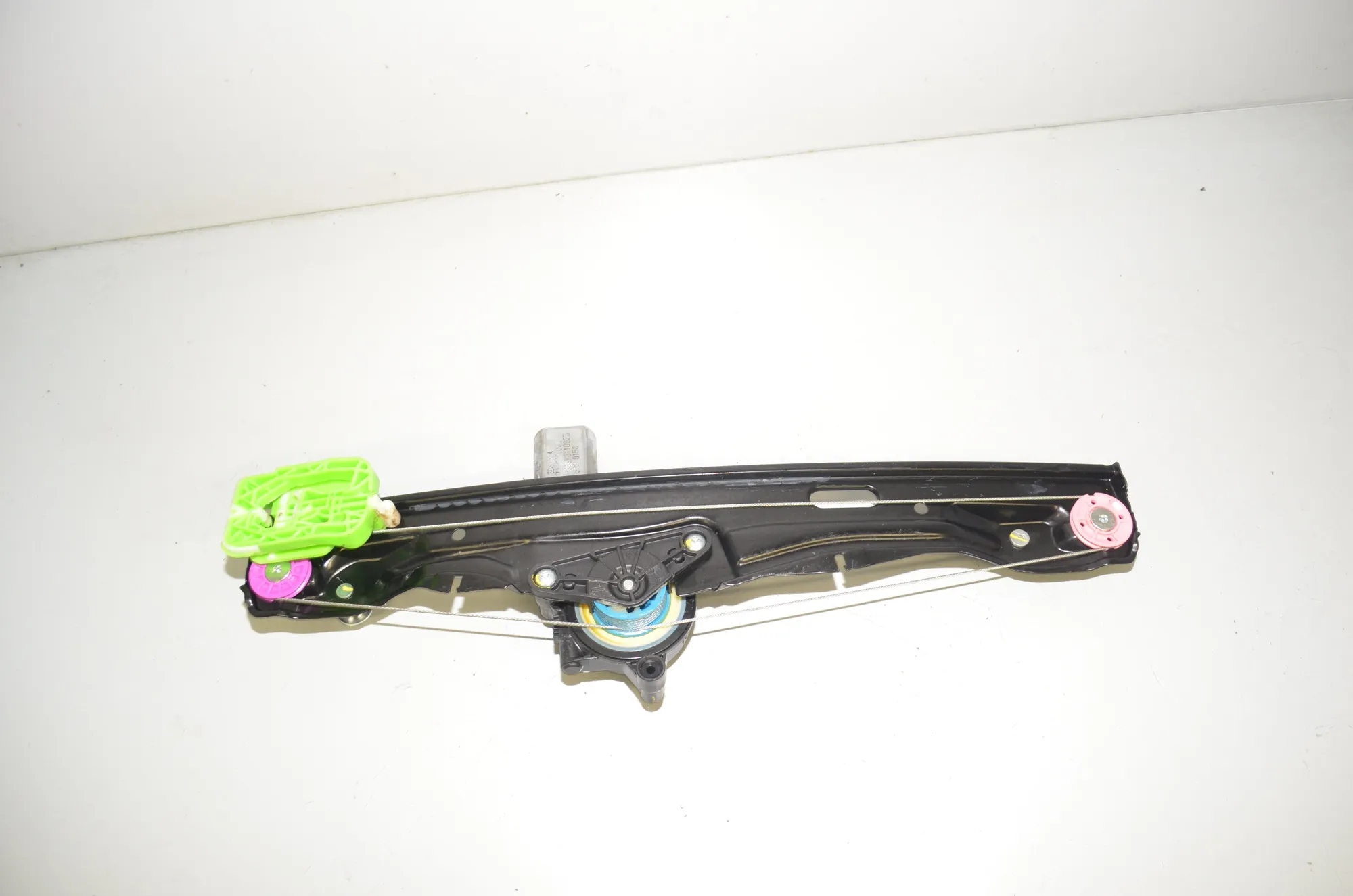 Rear Left Door Window Regulator – OEM 7463491 · BMW X1 (F48) xDrive 25 i 2020 – 4