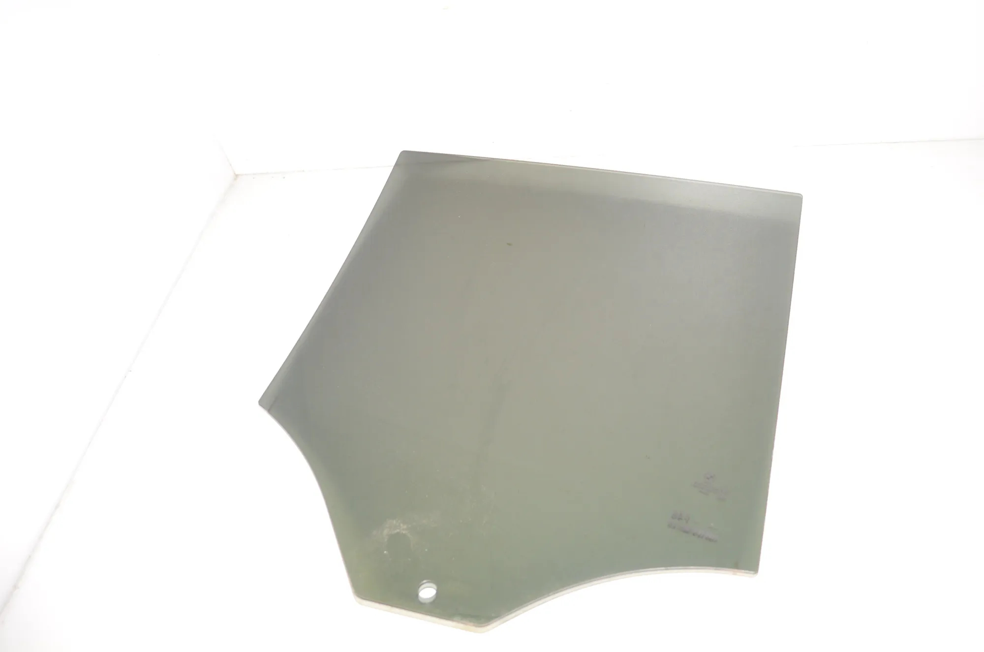 Rear Left Door Window – OEM 7388869 · BMW X1 (F48) xDrive 25 i 2020 – 4