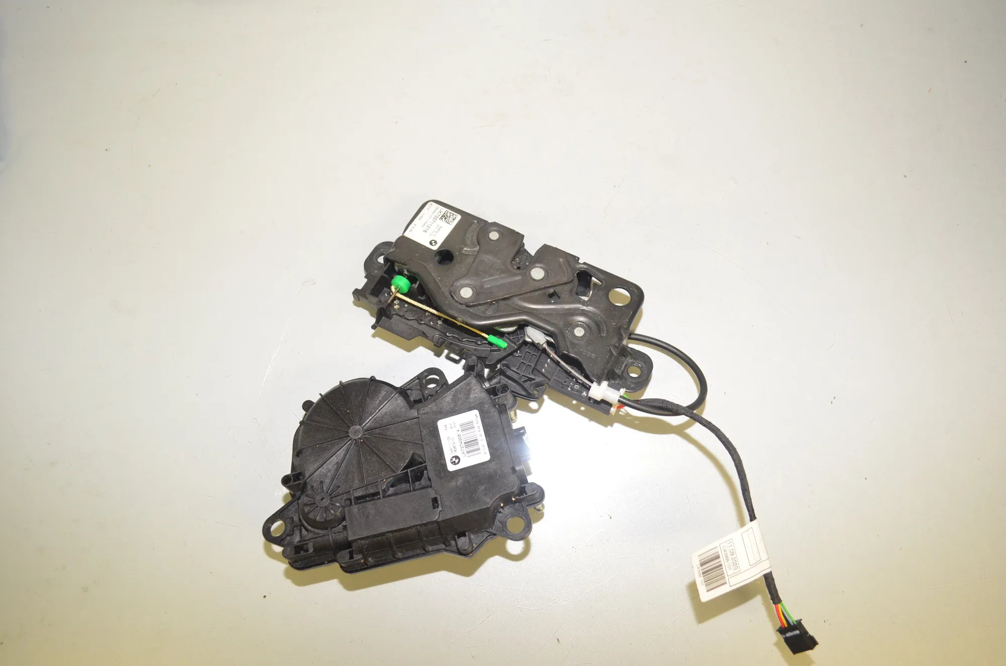 Electric Tailgate Opening Kit – OEM 61319275121 · BMW X1 (F48) xDrive 25 i 2020 – 8