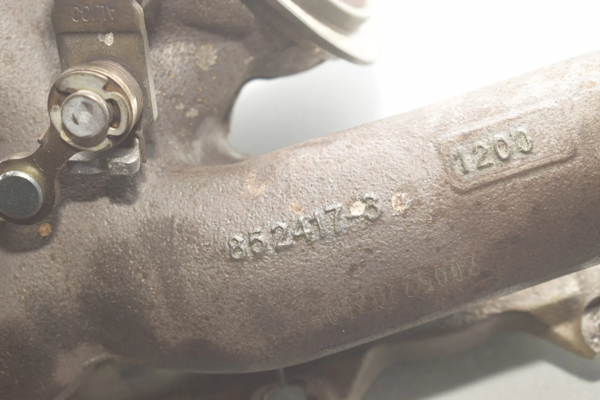 Exhaust Manifold – OEM 8524173 · BMW X1 (F48) xDrive 25 i 2020 – 5