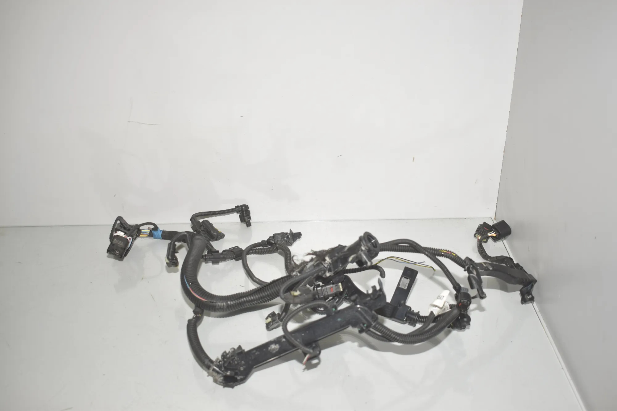 Engine Cable Harness – OEM 4B38213 · BMW X1 (F48) xDrive 25 i 2020 – 2