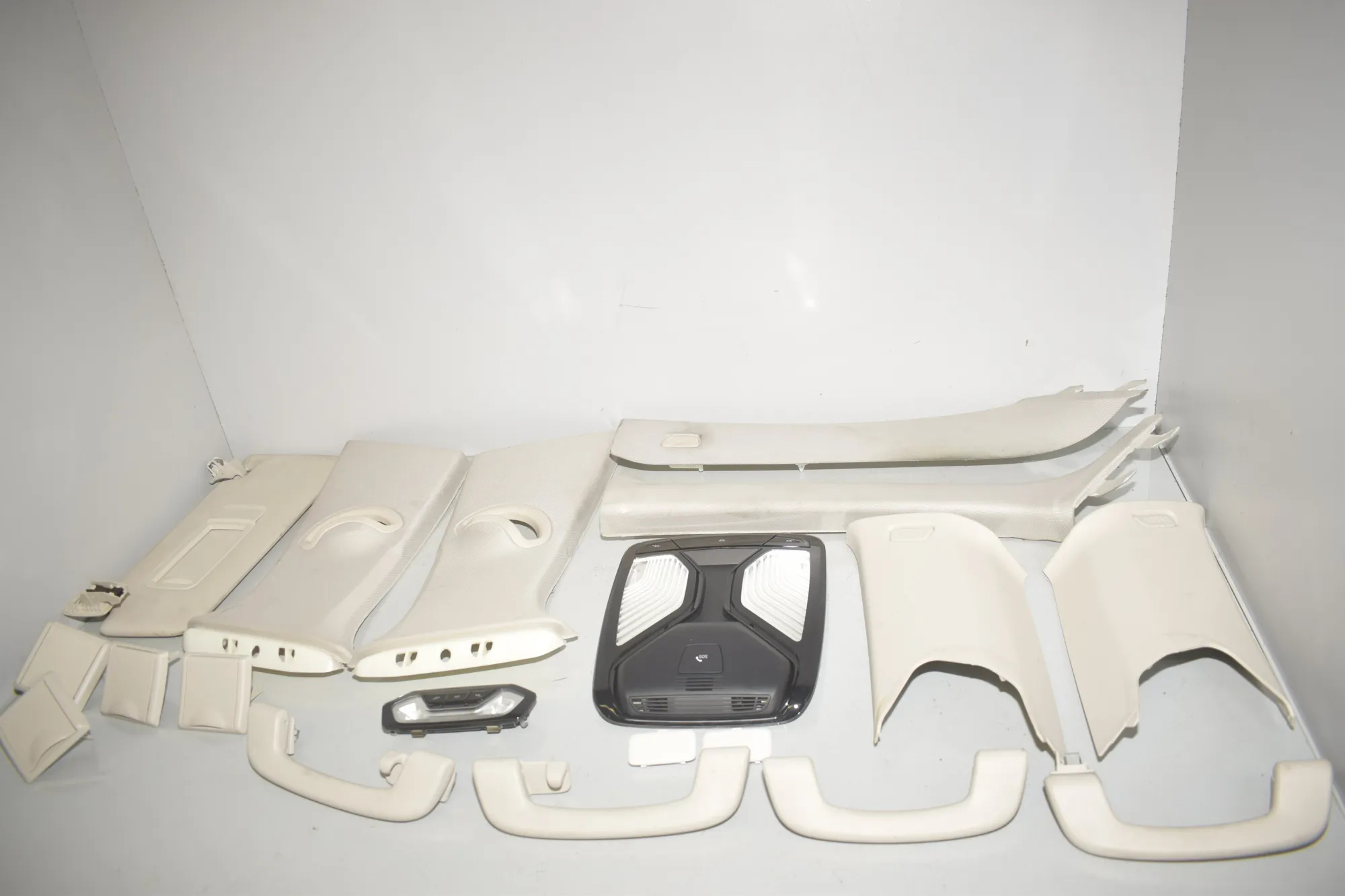 Interior Side Pillars Trim Kit – OEM 1190419 · BMW 3 Touring (G21) (2019 - -) 320 d 2020 – 2