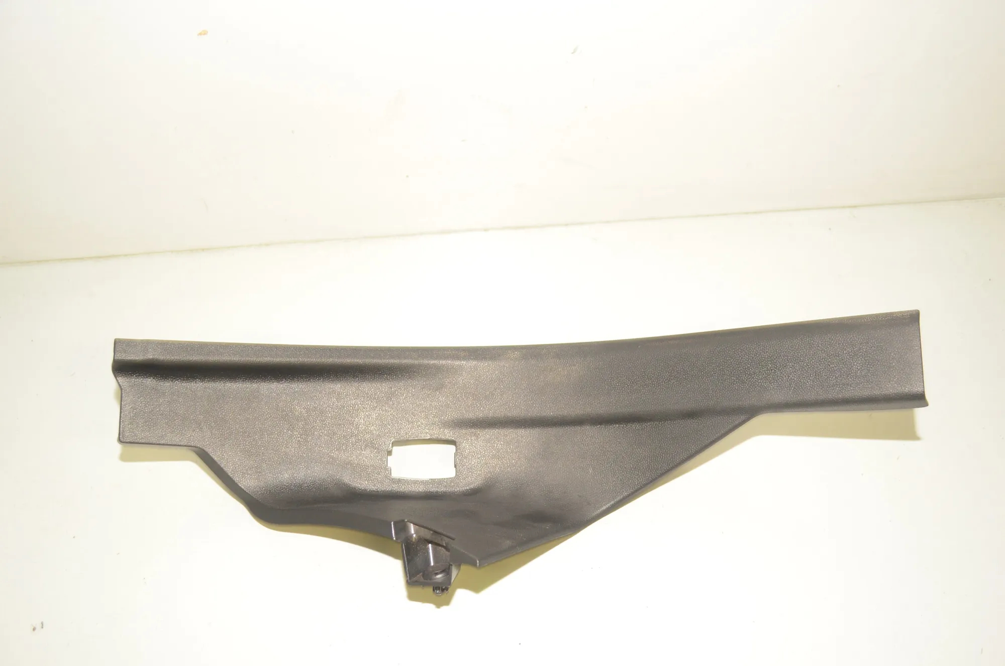 Rear Left Interior Step Trim – OEM 7948155 · BMW iX (I20) (2021 - -) xDrive 40 2021 – 2