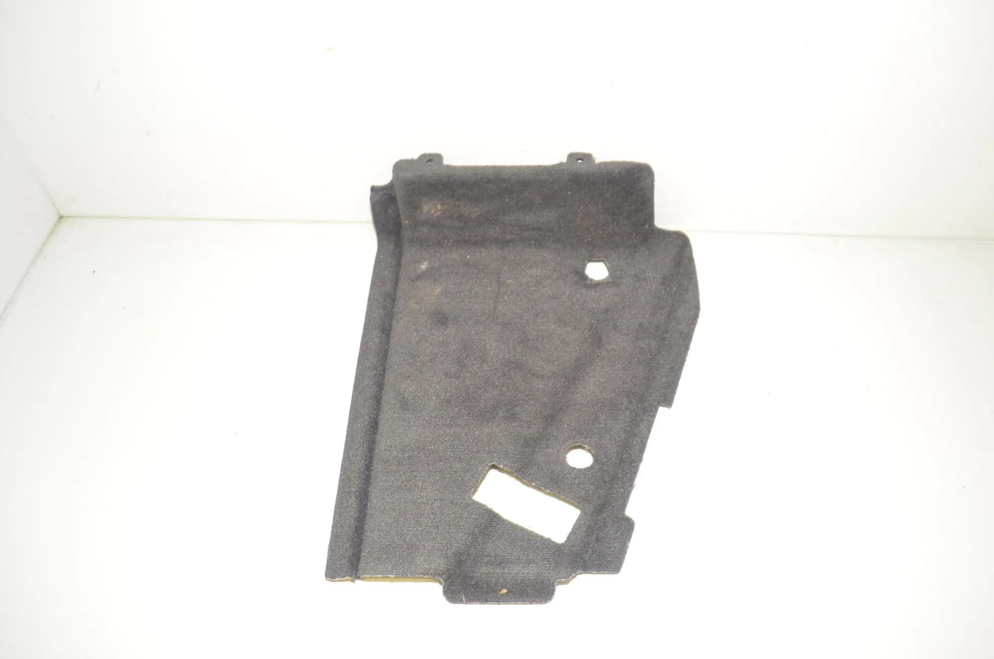 Right Side Trunk Trim – OEM 6926700 · BMW iX (I20) (2021 - -) xDrive 40 2021 – 2