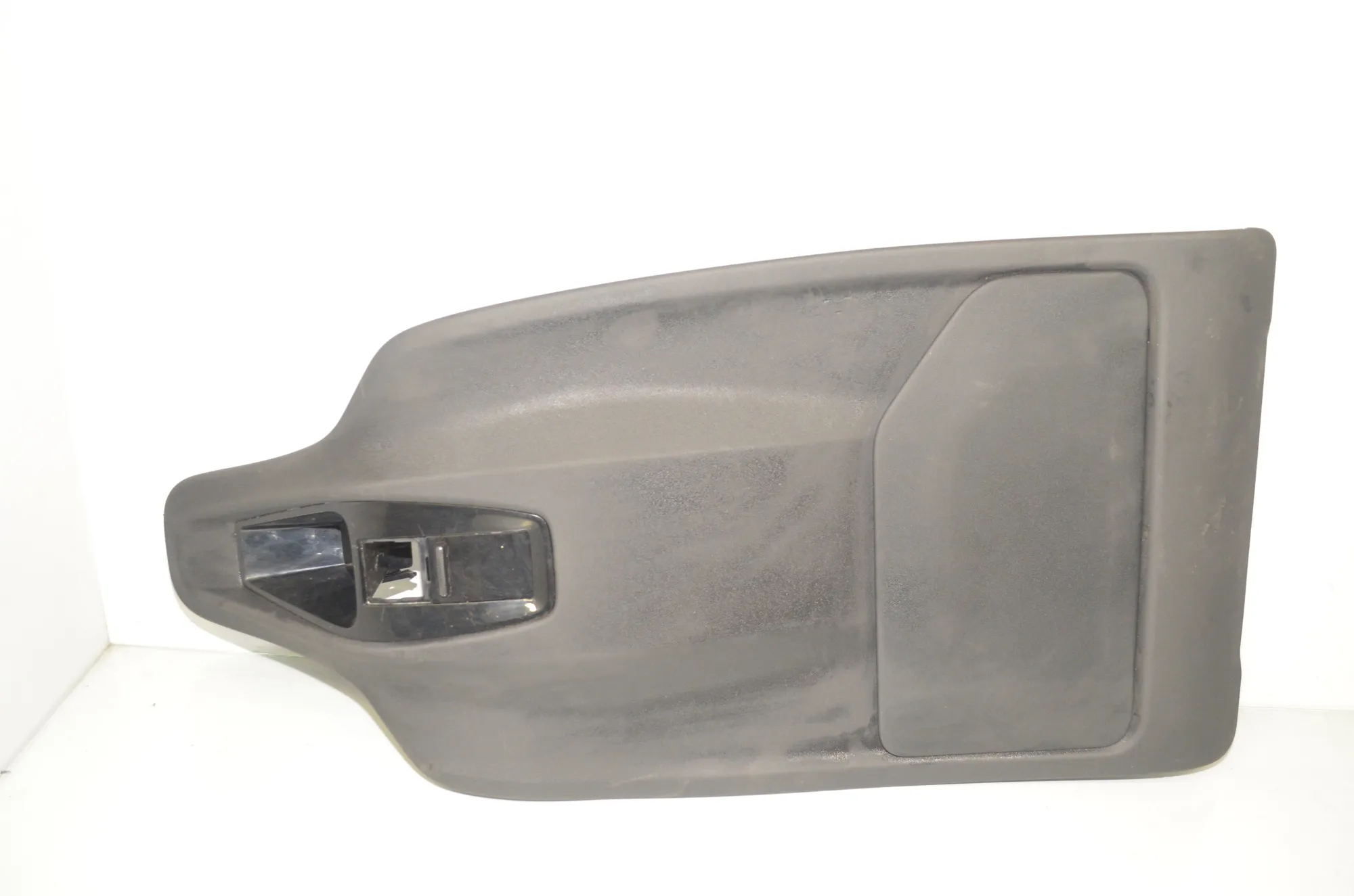 Other Seat Parts – OEM 9496516 · BMW iX (I20) (2021 - -) xDrive 40 2021 – 2