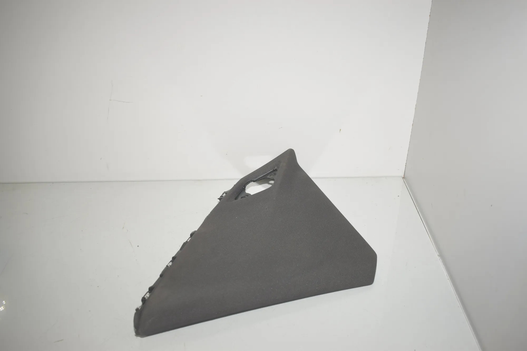 Other Interior Parts – OEM 9495967 · BMW iX (I20) (2021 - -) xDrive 40 2021 – 2