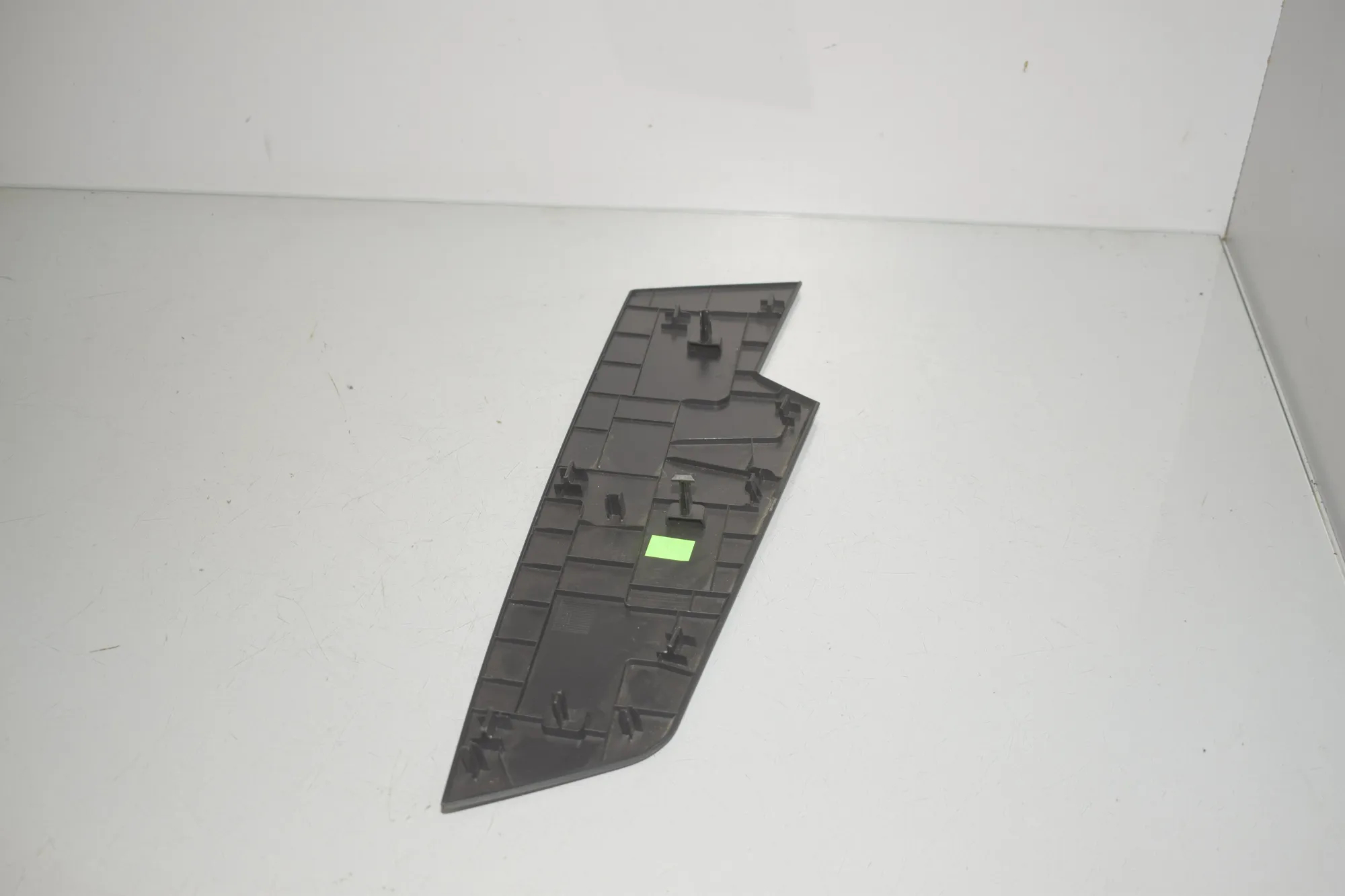 Other Interior Parts – OEM 9495979 · BMW iX (I20) (2021 - -) xDrive 40 2021 – 4