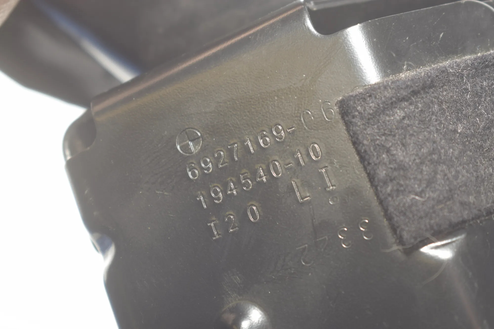 Bracket – OEM 6927169 · BMW iX (I20) (2021 - -) xDrive 40 2021 – 4