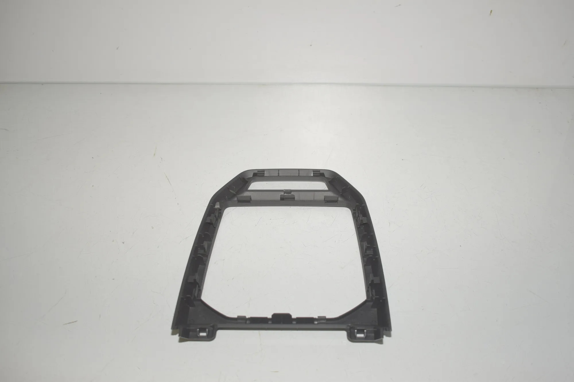 Other Interior Parts – OEM 9490590 · BMW iX (I20) (2021 - -) xDrive 40 2021 – 2