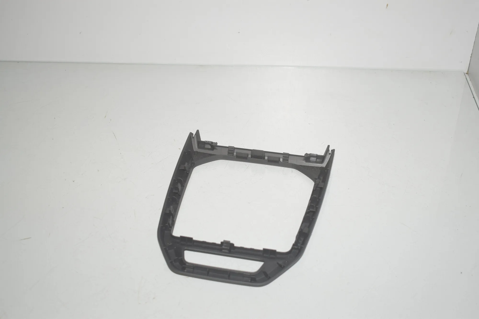 Other Interior Parts – OEM 9490590 · BMW iX (I20) (2021 - -) xDrive 40 2021 – 3