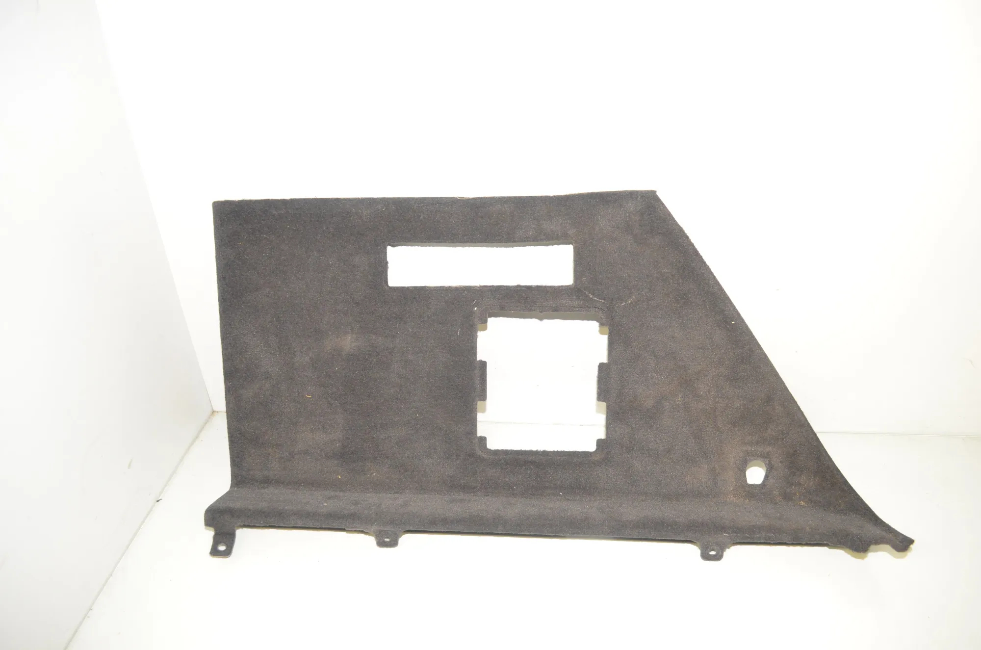 Right Side Trunk Trim – OEM 6927128 · BMW iX (I20) (2021 - -) xDrive 40 2021