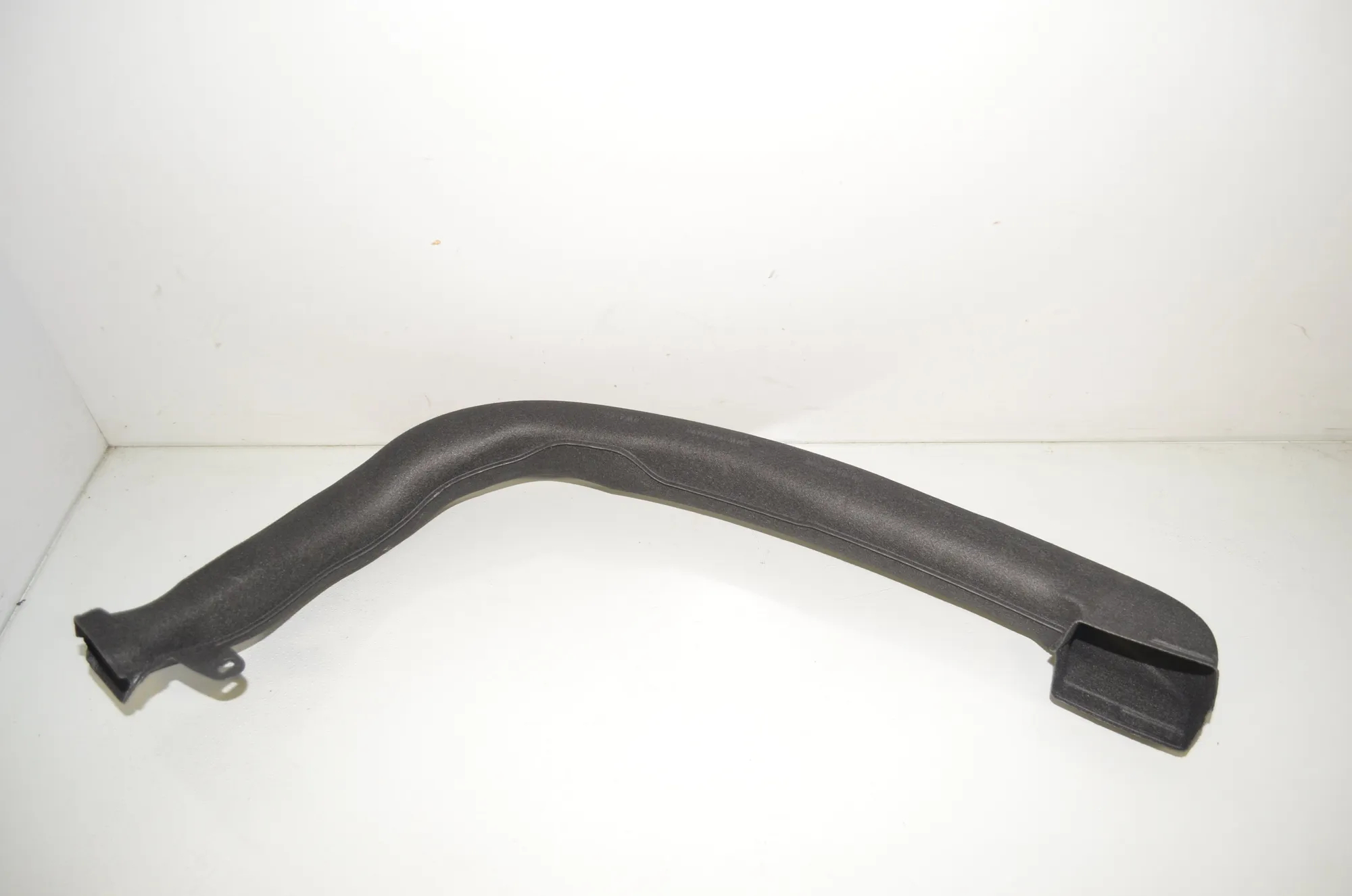 Interior Air Duct Channel – OEM 9490690 · BMW iX (I20) (2021 - -) xDrive 40 2021 – 4