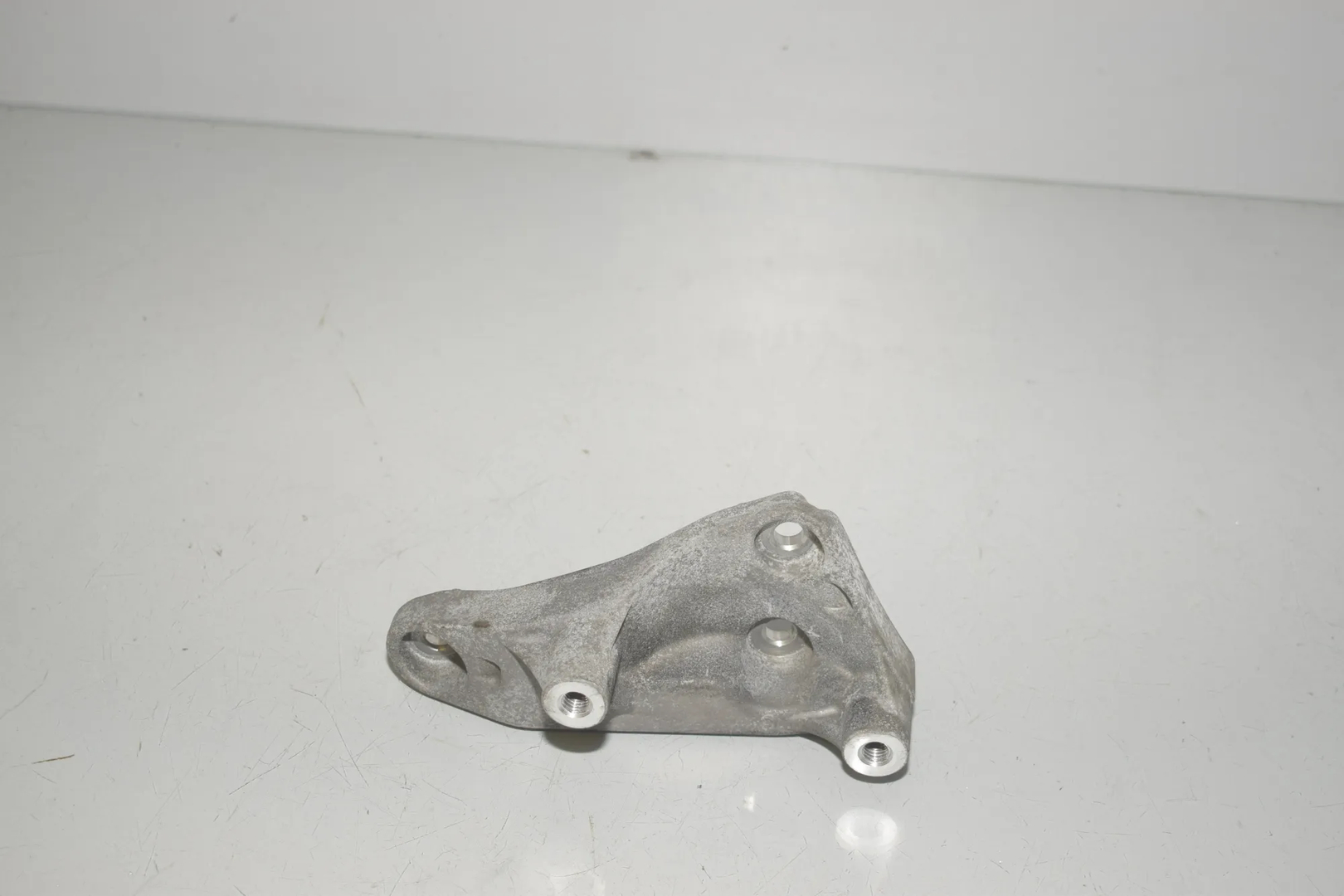 Bracket – OEM 8513419 · BMW 2 Active Tourer (U06) (2021 - -) 218i 2023 – 3