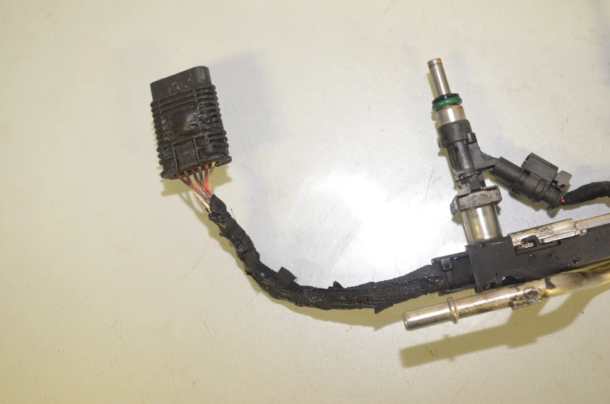Fuel Rail – OEM 5A13102 · BMW 2 Active Tourer (U06) (2021 - -) 218i 2023 – 4