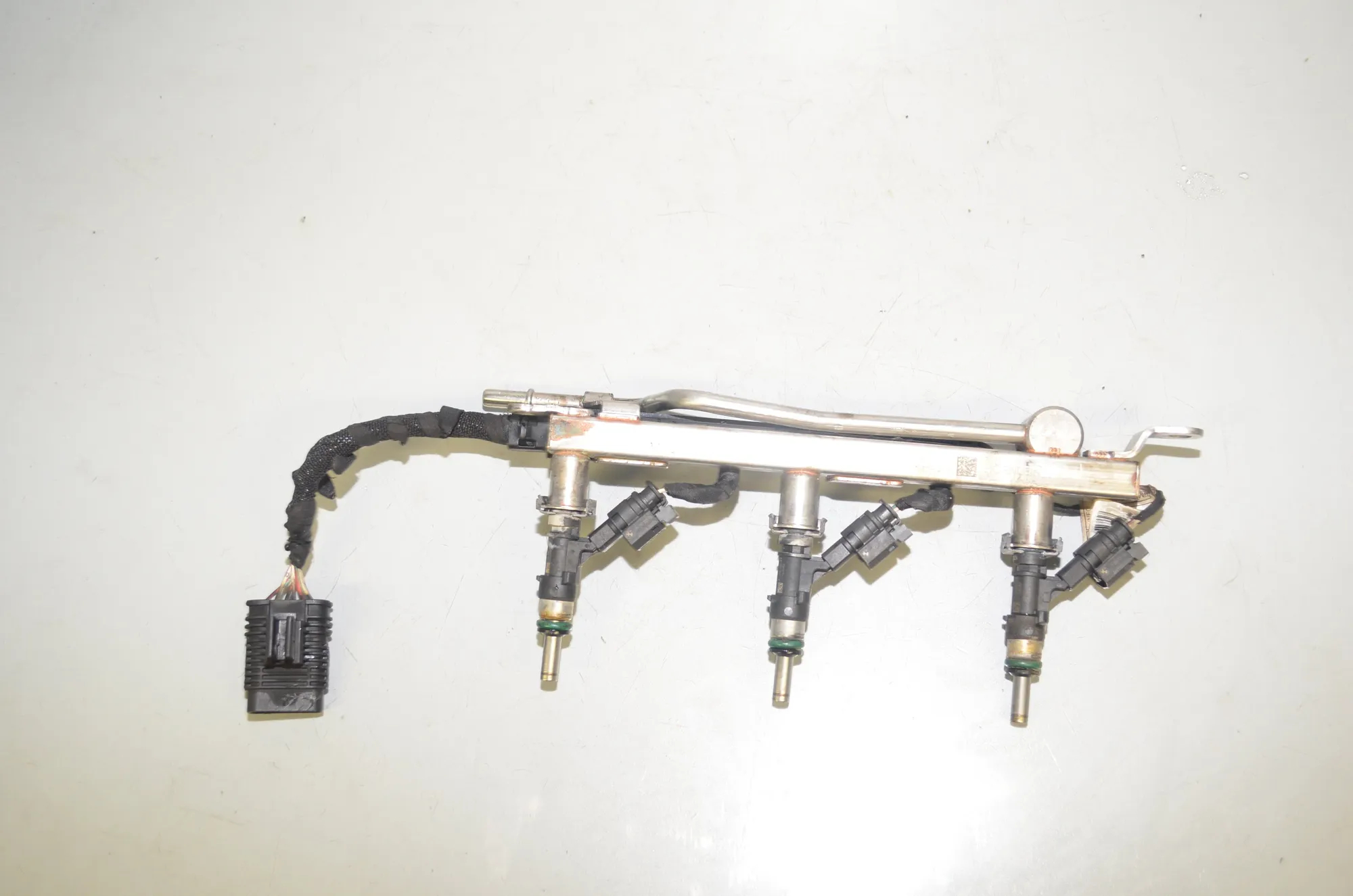 Fuel Rail – OEM 5A13102 · BMW 2 Active Tourer (U06) (2021 - -) 218i 2023 – 3