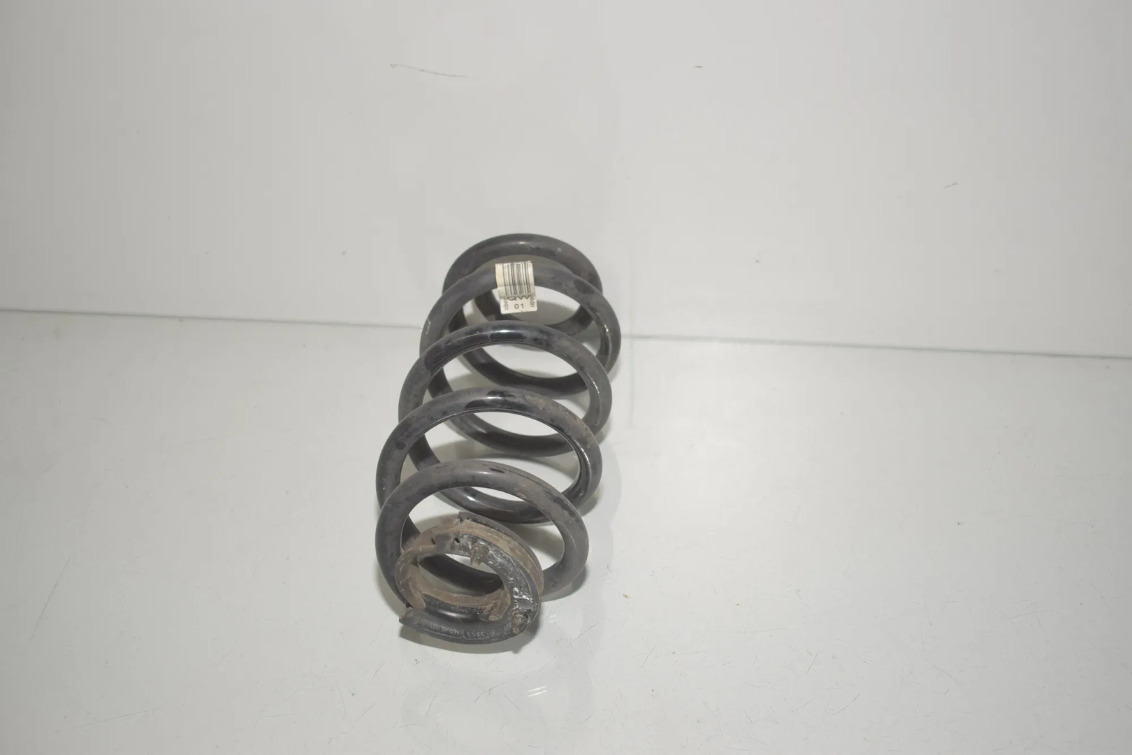 Rear Right Coil Spring – OEM 6872298 · BMW X1 (F48) xDrive 25 i 2020