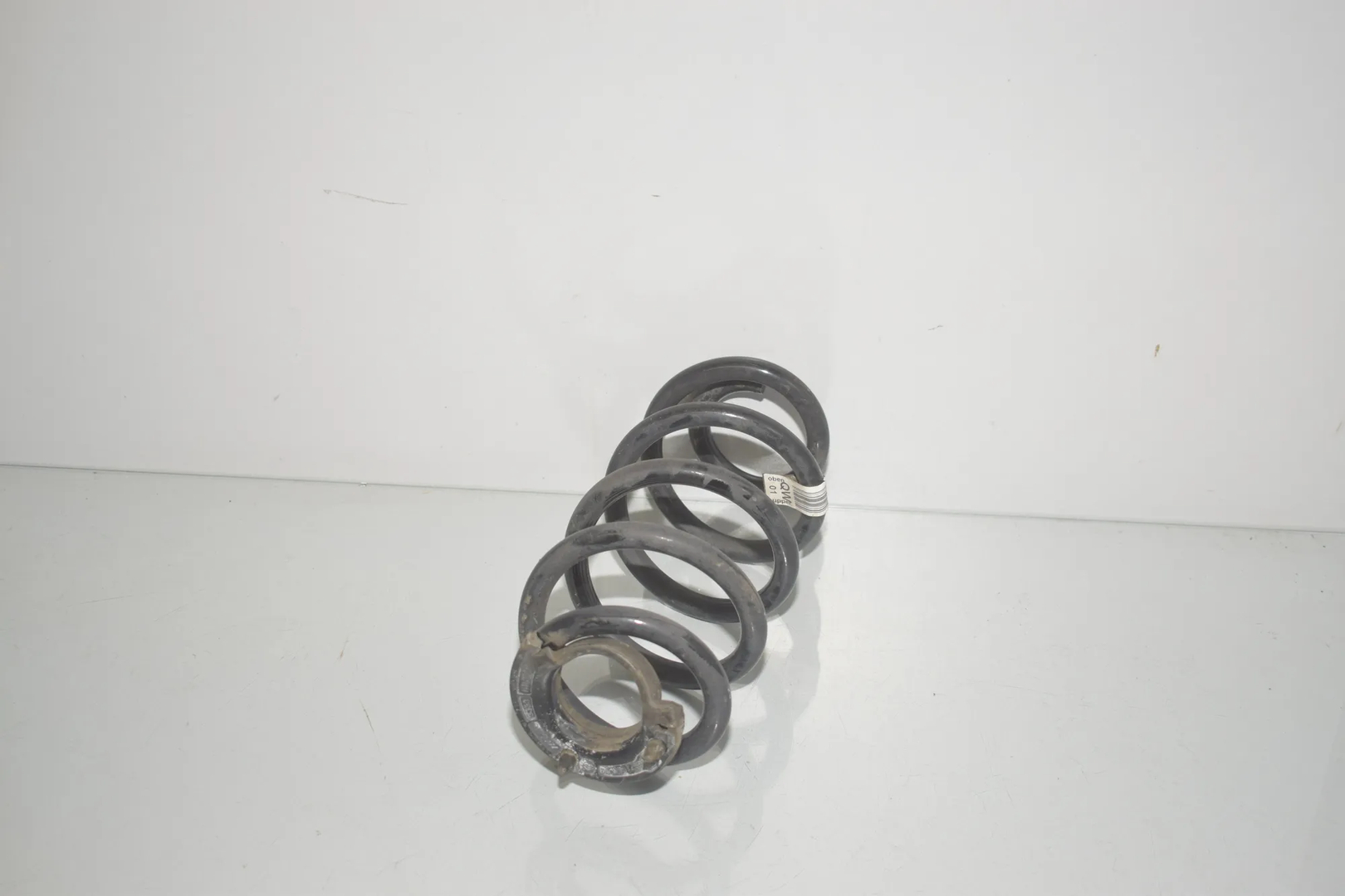 Rear Left Coil Spring – OEM 6872298 · BMW X1 (F48) xDrive 25 i 2020