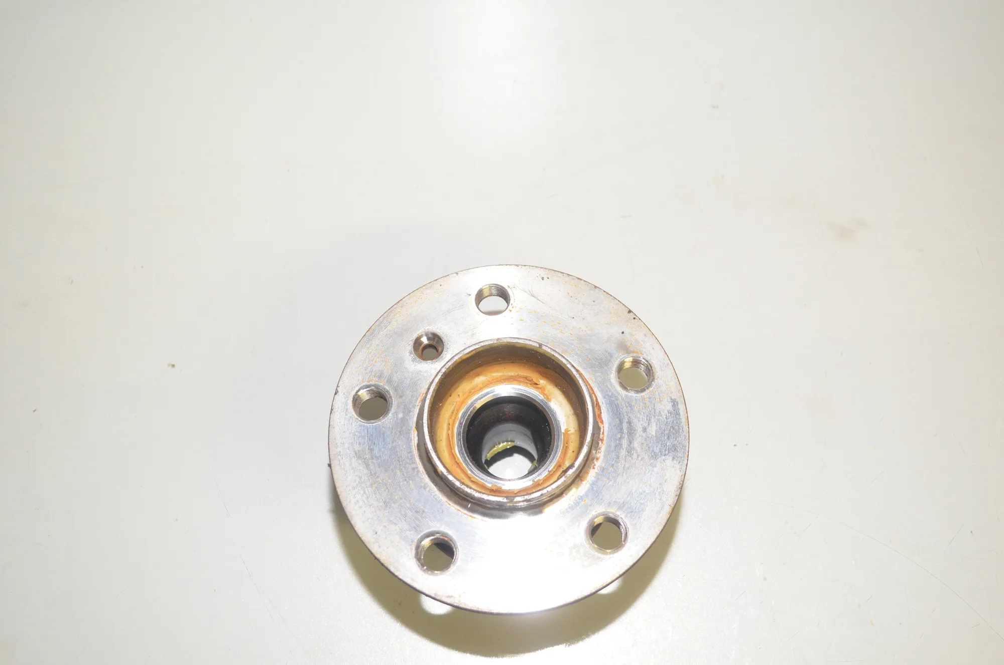 Rear Left Wheel Bearing – OEM 6851589 · BMW X1 (F48) xDrive 25 i 2020