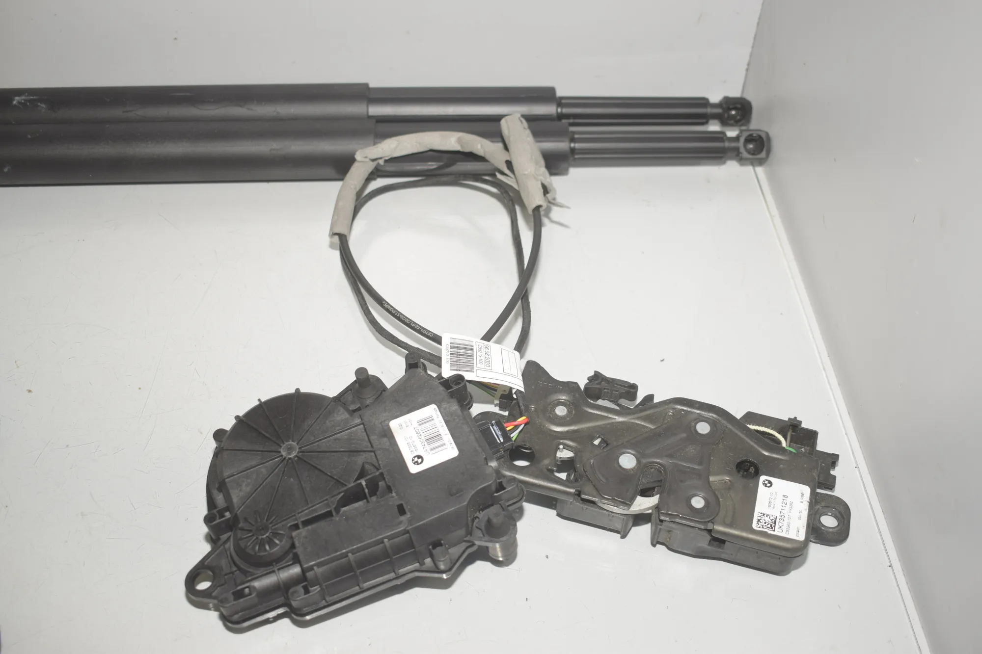 Electric Tailgate Opening Kit – OEM 7430626 · BMW 3 Touring (G21) (2019 - -) 320 d 2020 – 3