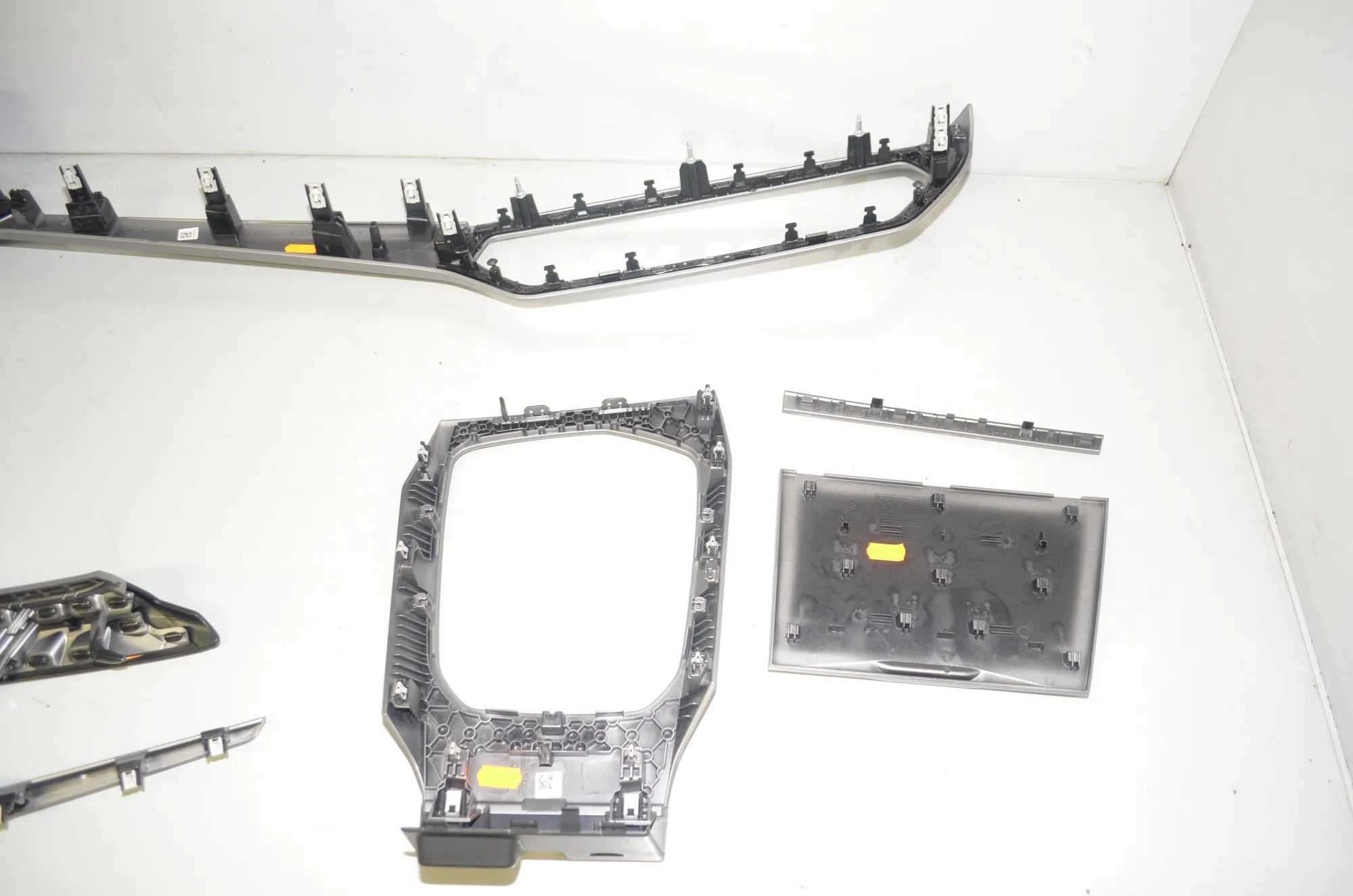 Interior Trim Strips Kit – OEM 6806783 · BMW 3 Touring (G21) (2019 - -) 320 d 2020 – 6