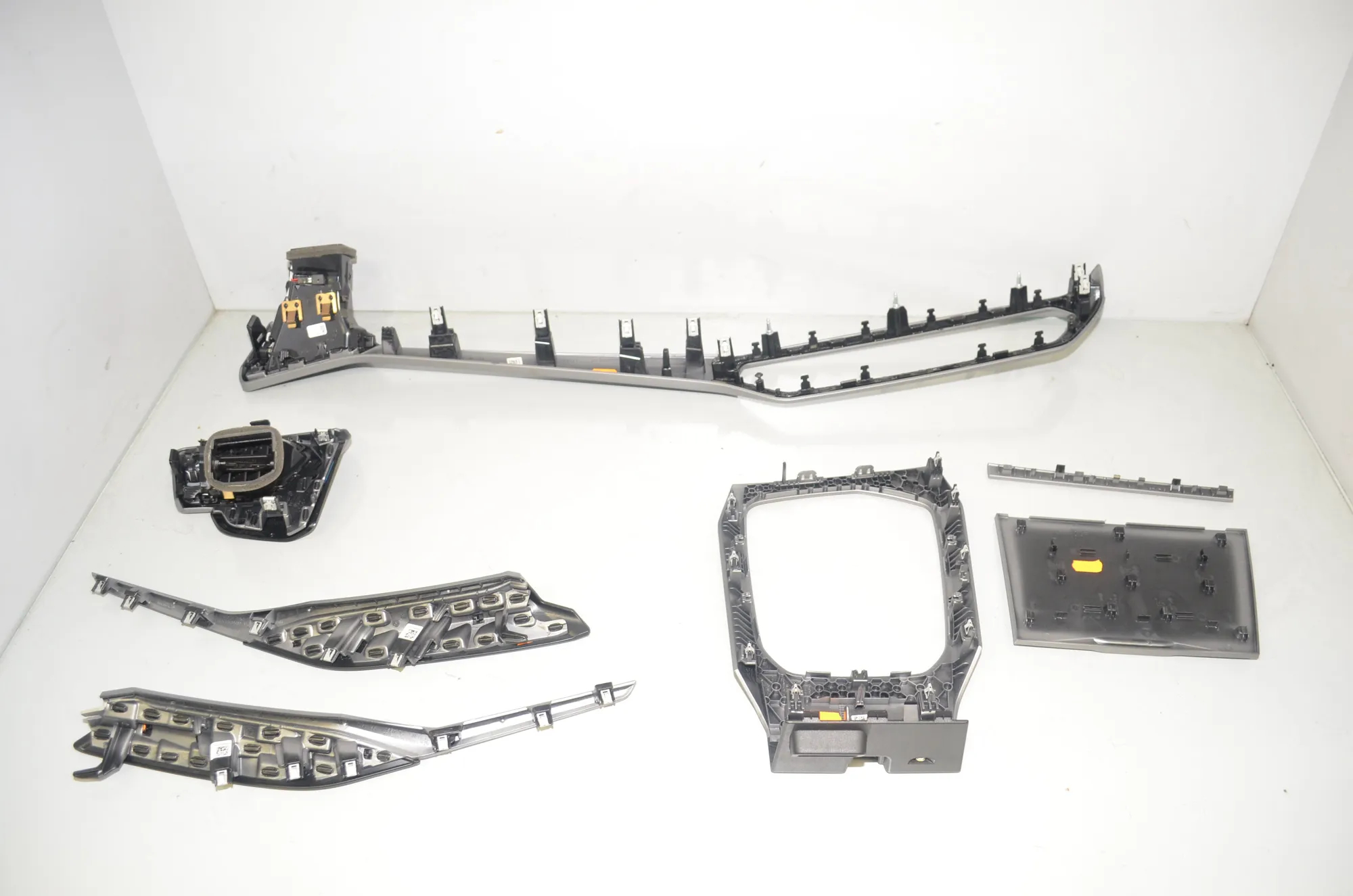 Interior Trim Strips Kit – OEM 6806783 · BMW 3 Touring (G21) (2019 - -) 320 d 2020 – 4