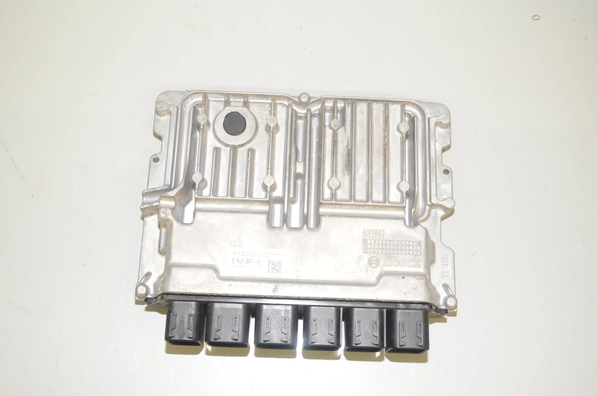Engine Ignition ECU Set – OEM 9881777 · BMW 3 Touring (G21) (2019 - -) 320 d 2020 – 7