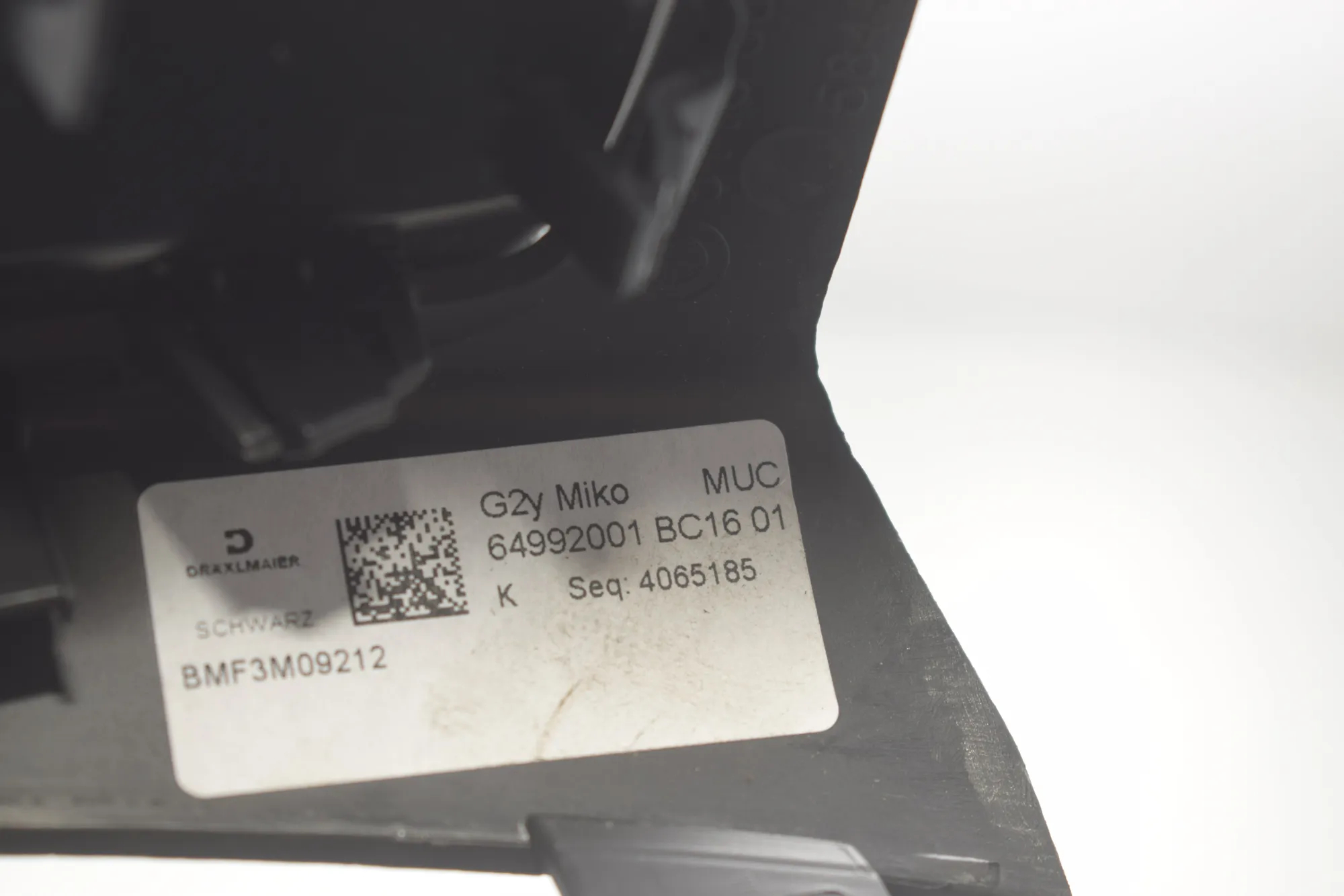 Center Console Trim – OEM 64992001 · BMW 3 Touring (G21) (2019 - -) 320 d 2020 – 6
