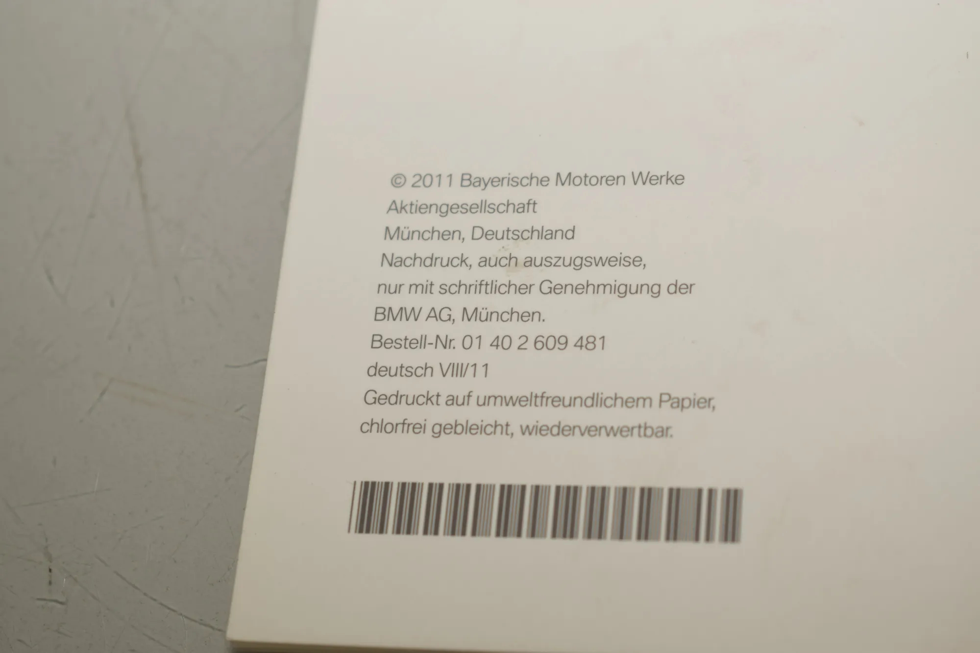 Manual Service Book – OEM 2609481 · BMW 5 Touring (F11) 530 d 2011 – 7