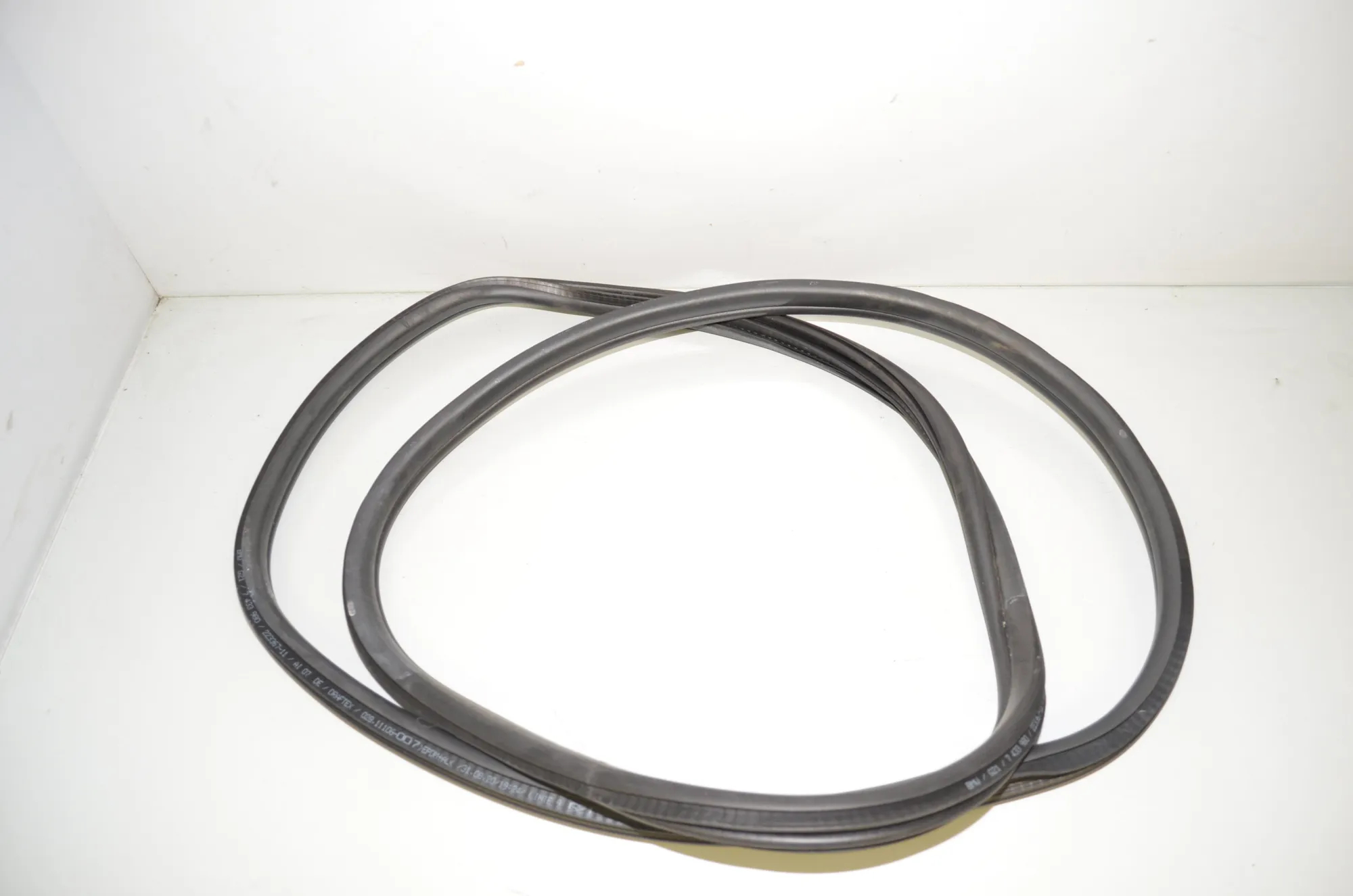 Rear Right Door Seal Rubber – OEM 7497914 · BMW 3 Touring (G21) (2019 - -) 320 d 2020 – 4