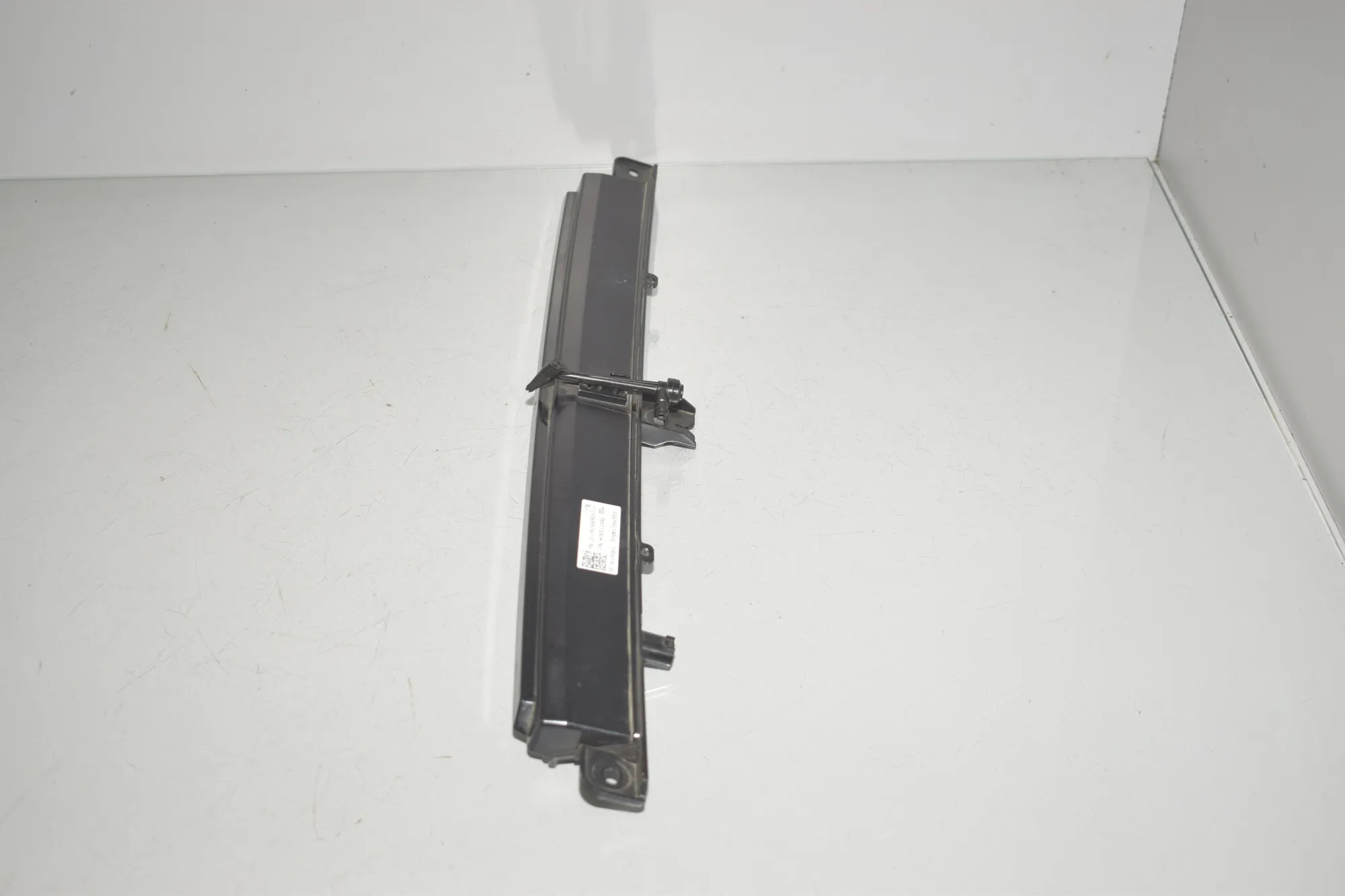Rear Third Brake Stop Light – OEM 7953889 · BMW iX (I20) (2021 - -) xDrive 40 2021 – 4