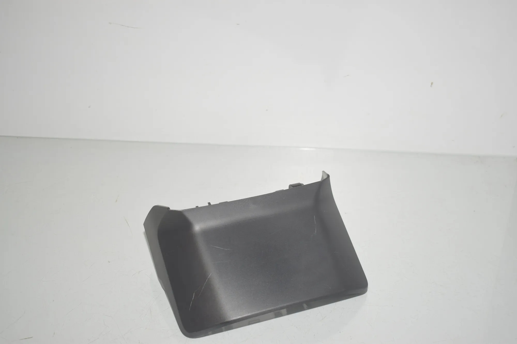 Steering Mechanism Trim – OEM 9490711 · BMW iX (I20) (2021 - -) xDrive 40 2021 – 2